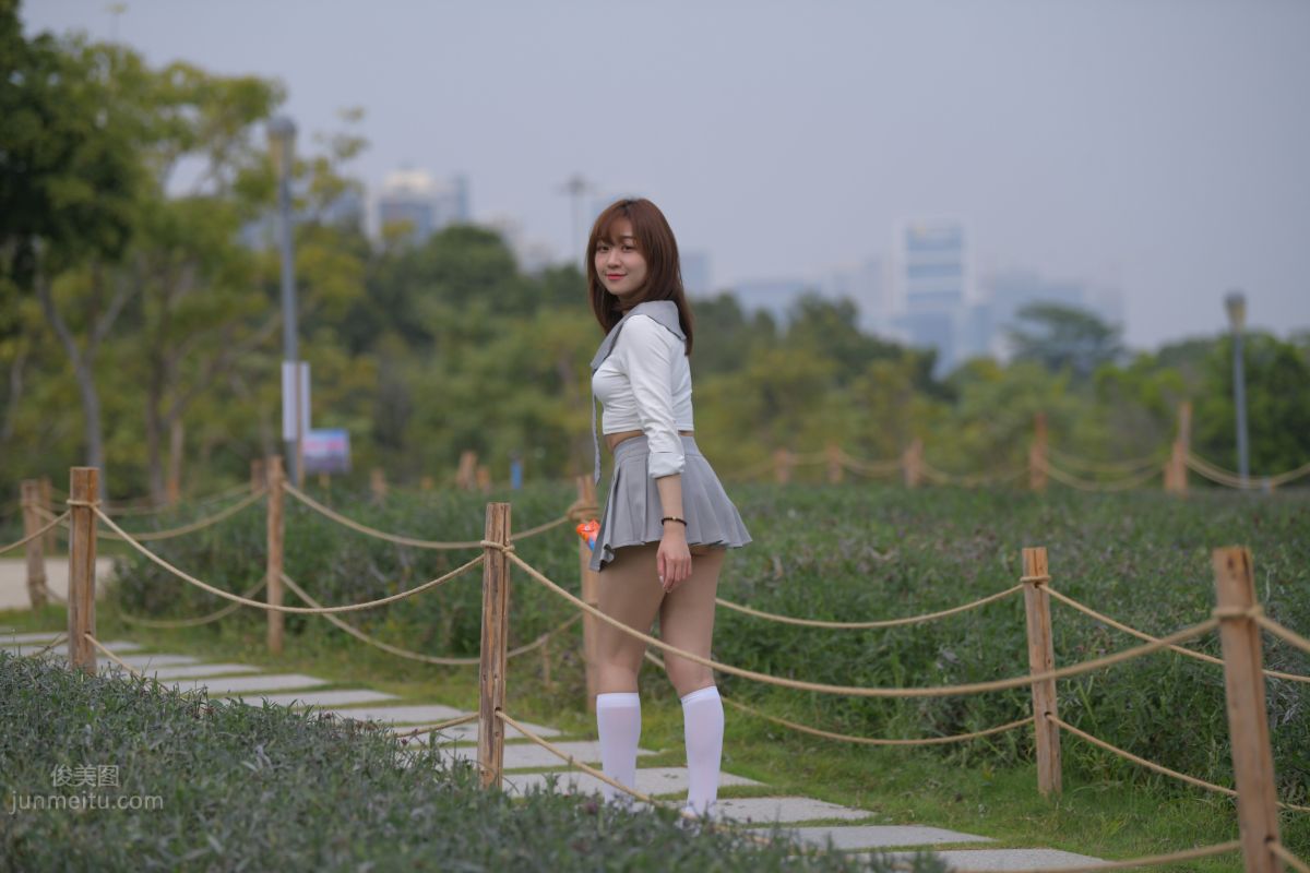 [Mojing Street] 095 Sexy and Moving Beauty in a Small Pleated Skirt photo 29