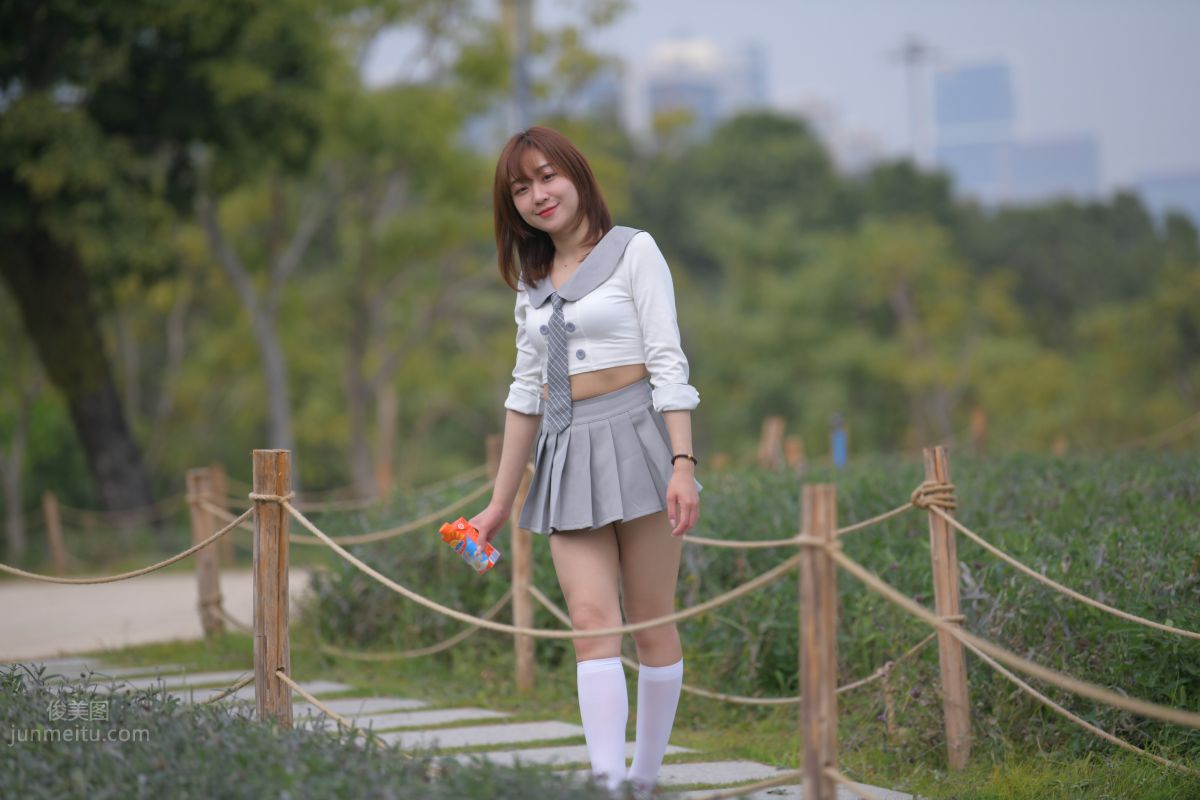 [Mojing Street] 095 Sexy and Moving Beauty in a Small Pleated Skirt photo 40