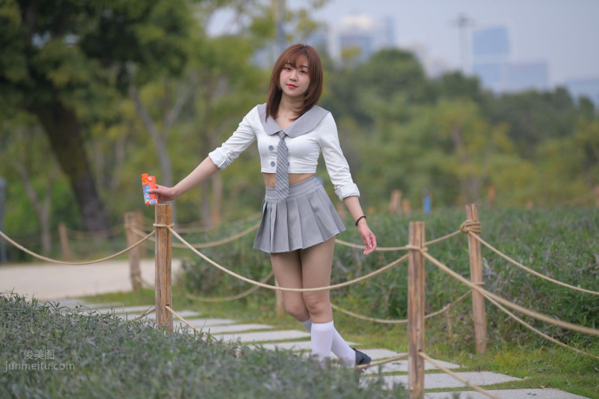 [Mojing Street] 095 Sexy and Moving Beauty in a Small Pleated Skirt photo 49