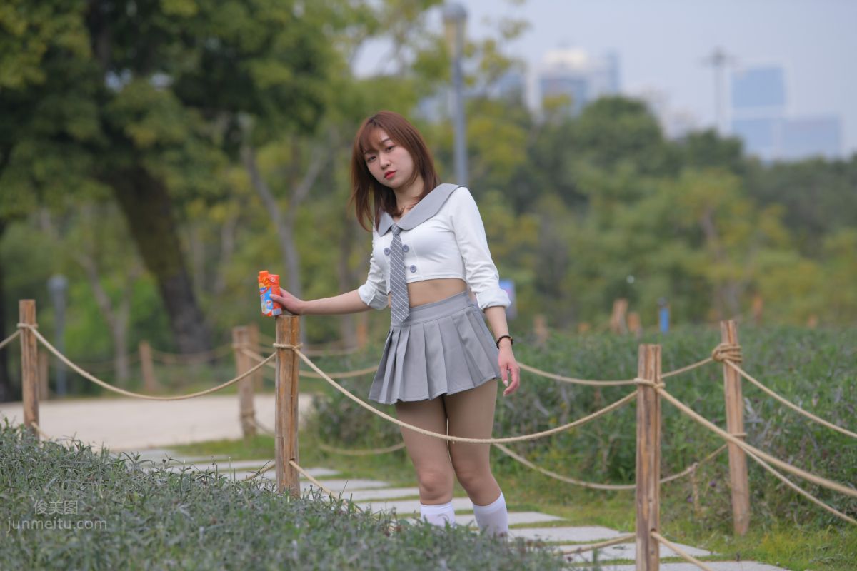 [Mojing Street] 095 Sexy and Moving Beauty in a Small Pleated Skirt photo 50