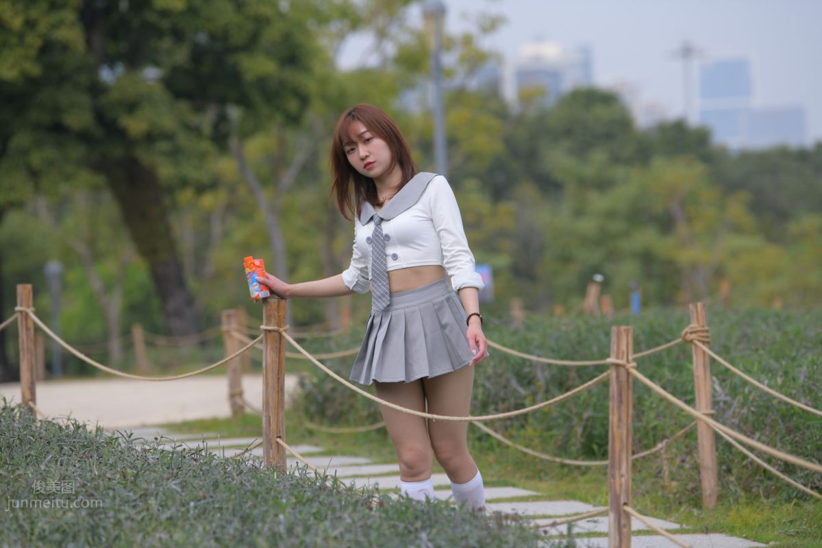 [Mojing Street] 095 Sexy and Moving Beauty in a Small Pleated Skirt photo 51