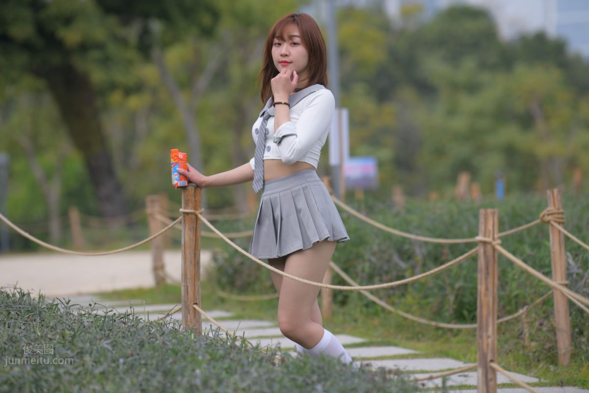 [Mojing Street] 095 Sexy and Moving Beauty in a Small Pleated Skirt photo 56