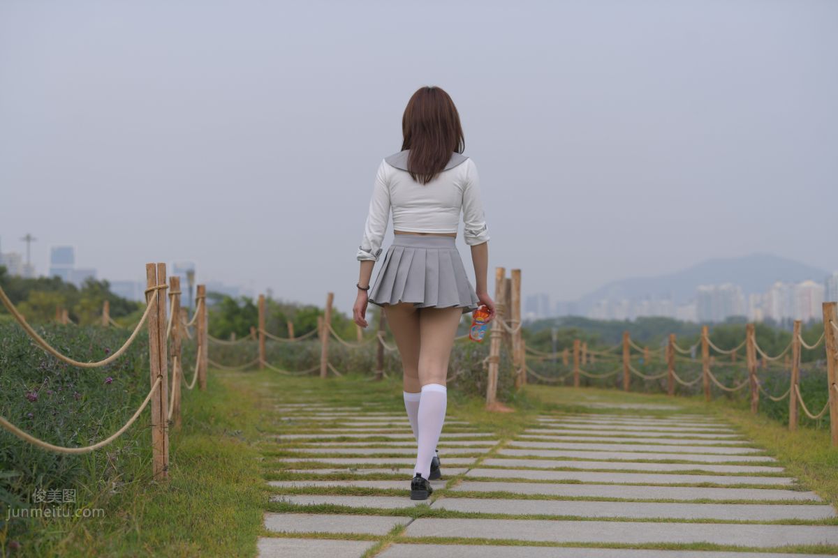 [Mojing Street] 095 Sexy and Moving Beauty in a Small Pleated Skirt photo 68