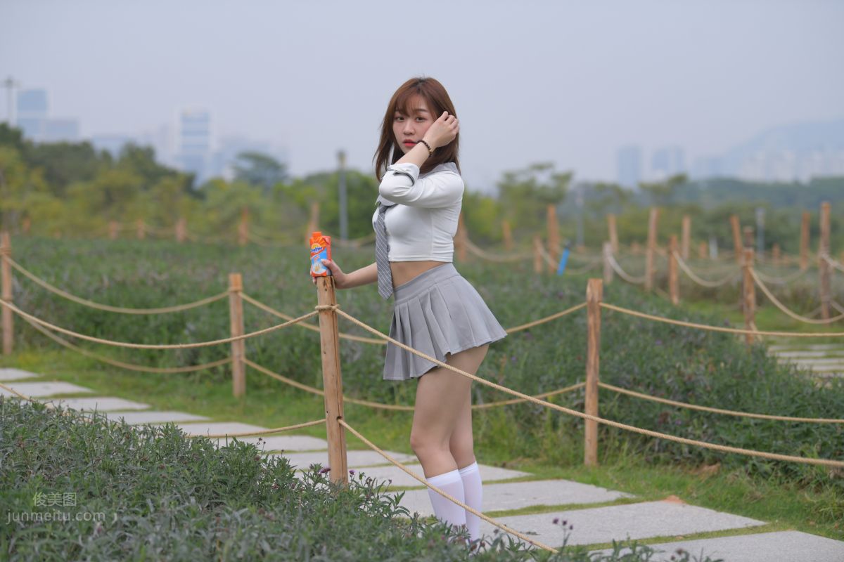 [Mojing Street] 095 Sexy and Moving Beauty in a Small Pleated Skirt photo 100