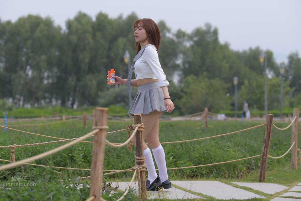 [Mojing Street] 095 Sexy and Moving Beauty in a Small Pleated Skirt photo 115