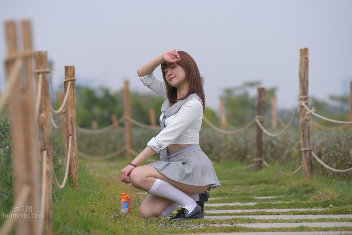 [Mojing Street] 095 Sexy and Moving Beauty in a Small Pleated Skirt photo 159