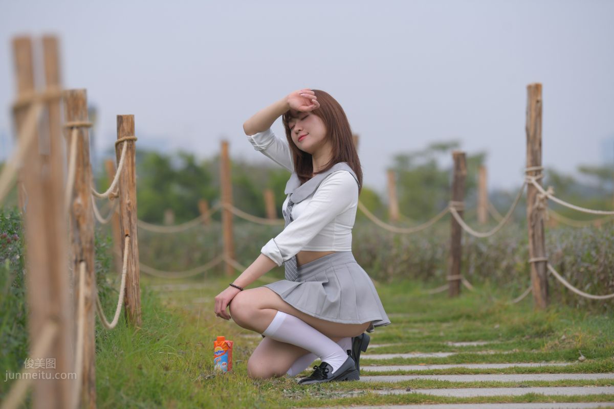 [Mojing Street] 095 Sexy and Moving Beauty in a Small Pleated Skirt photo 160