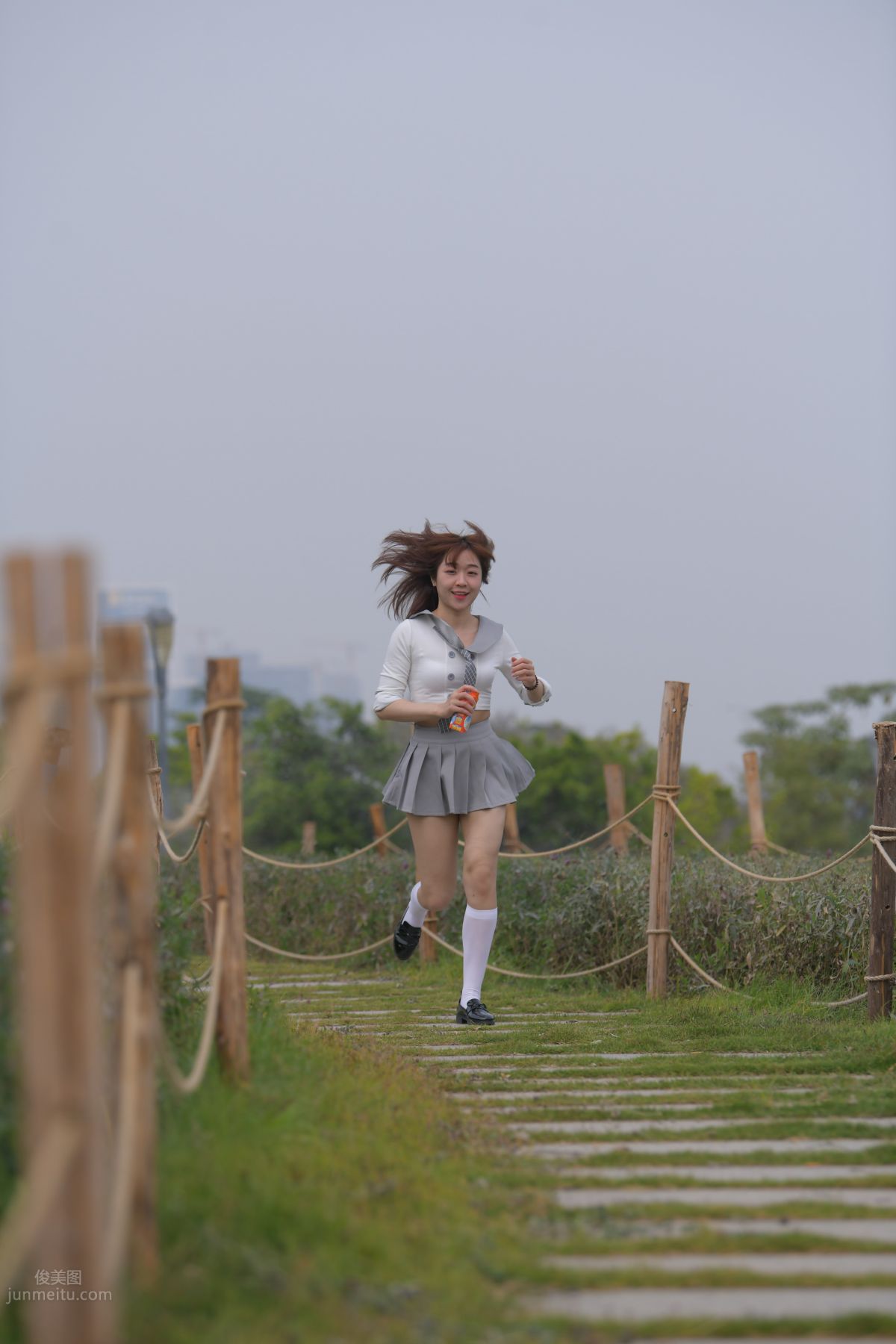 [Mojing Street] 095 Sexy and Moving Beauty in a Small Pleated Skirt photo 168