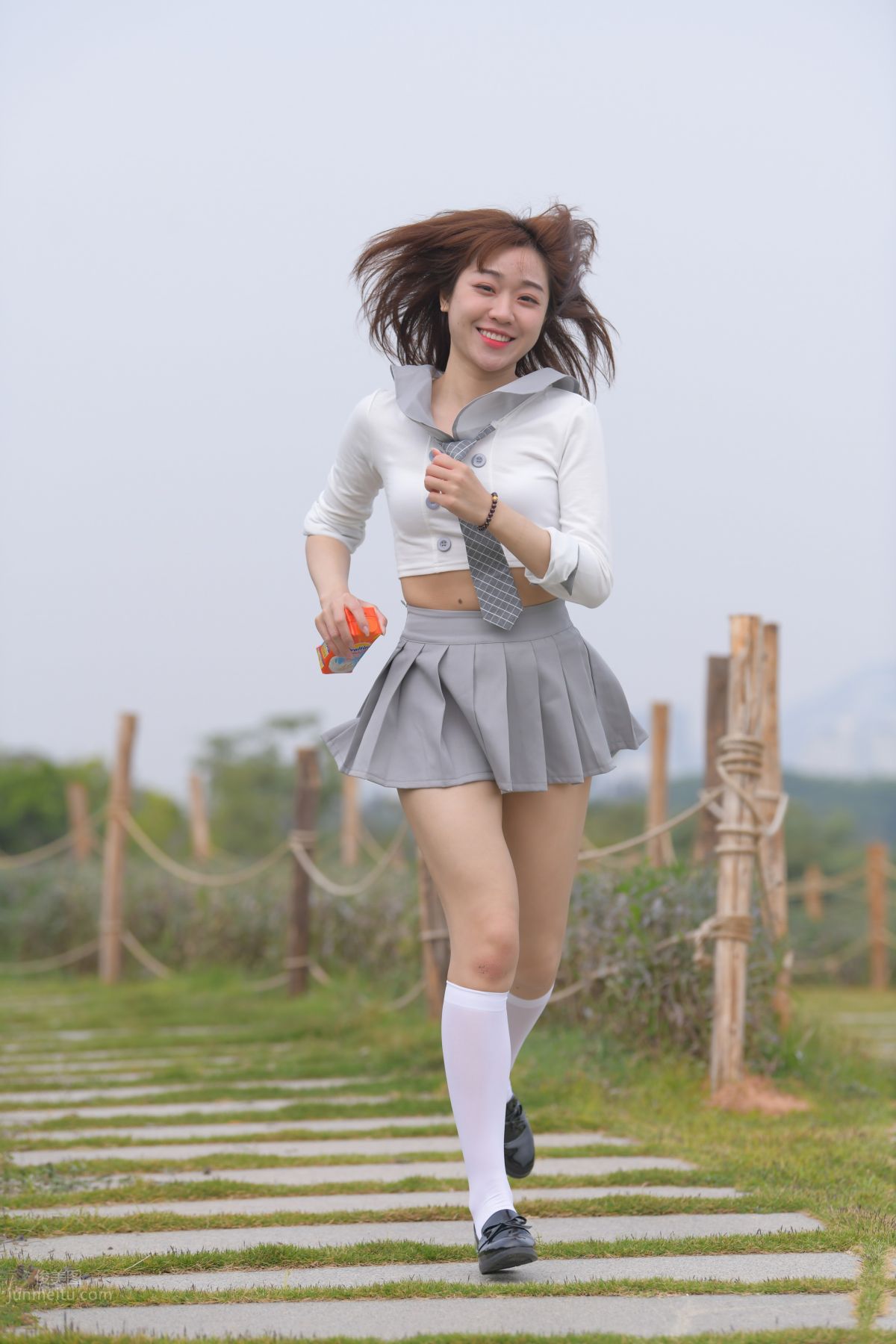 [Mojing Street] 095 Sexy and Moving Beauty in a Small Pleated Skirt photo 180