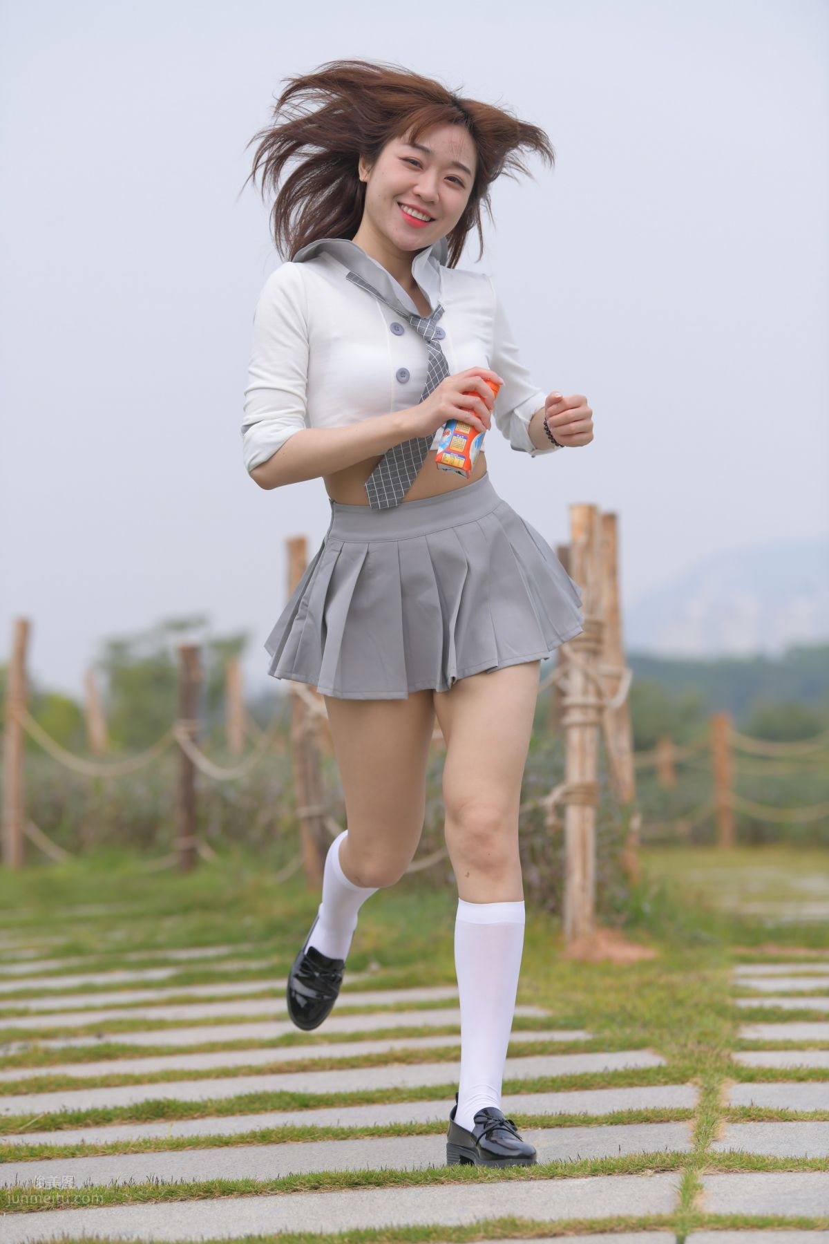 [Mojing Street] 095 Sexy and Moving Beauty in a Small Pleated Skirt photo 181