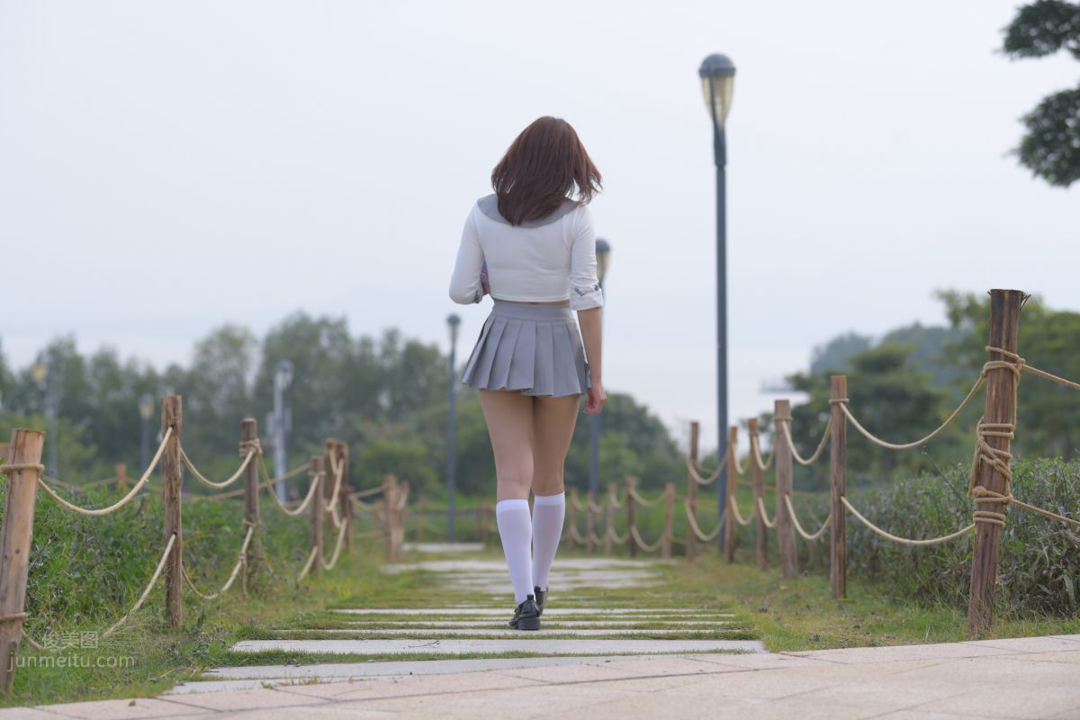 [Mojing Street] 095 Sexy and Moving Beauty in a Small Pleated Skirt photo 216
