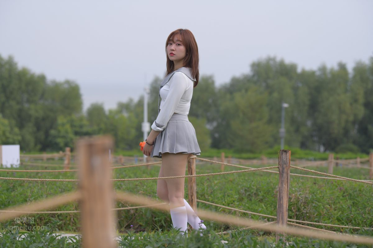 [Mojing Street] 095 Sexy and Moving Beauty in a Small Pleated Skirt photo 222