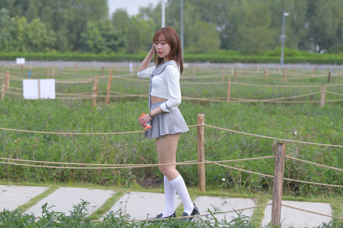 [Mojing Street] 095 Sexy and Moving Beauty in a Small Pleated Skirt photo 227