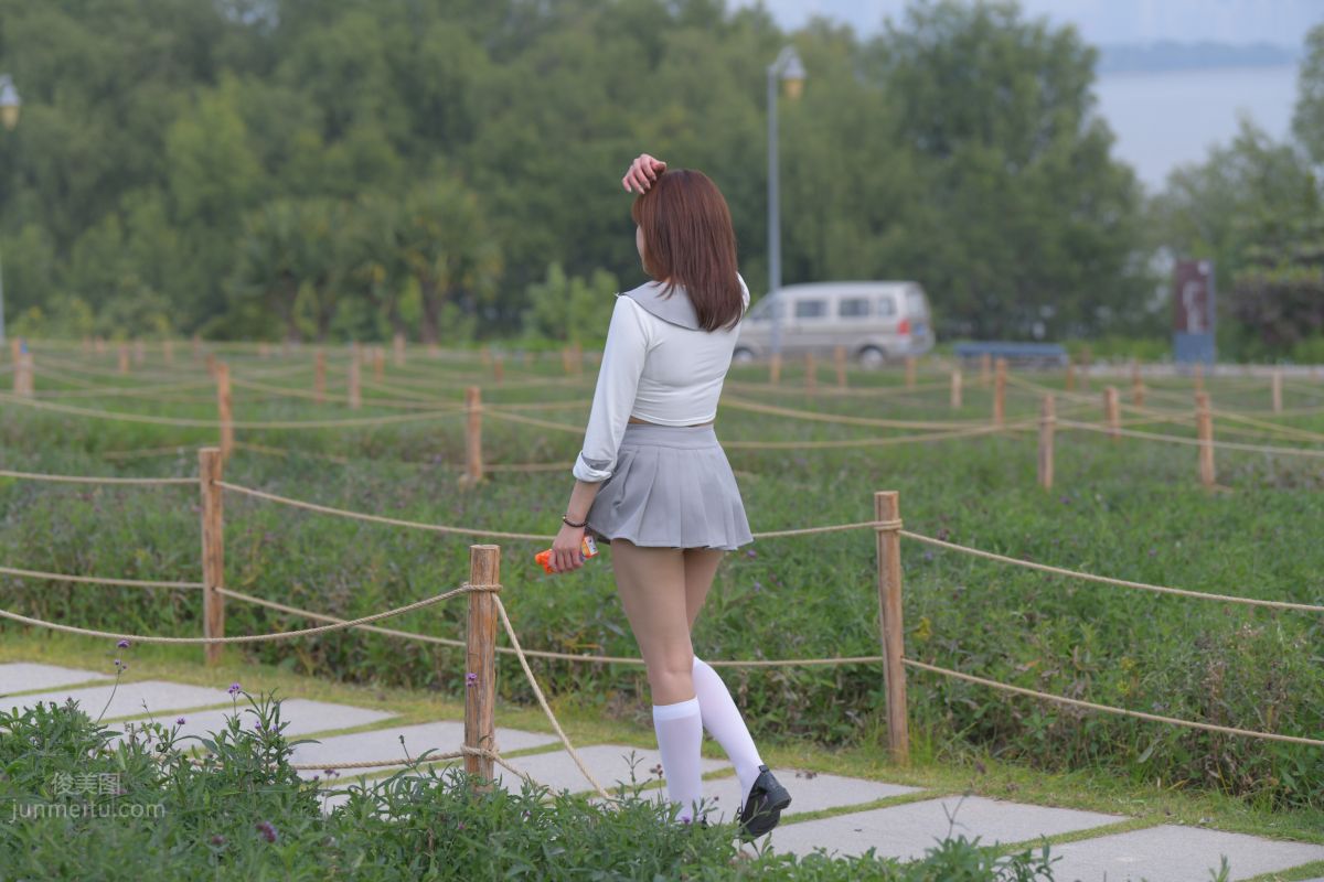 [Mojing Street] 095 Sexy and Moving Beauty in a Small Pleated Skirt photo 244