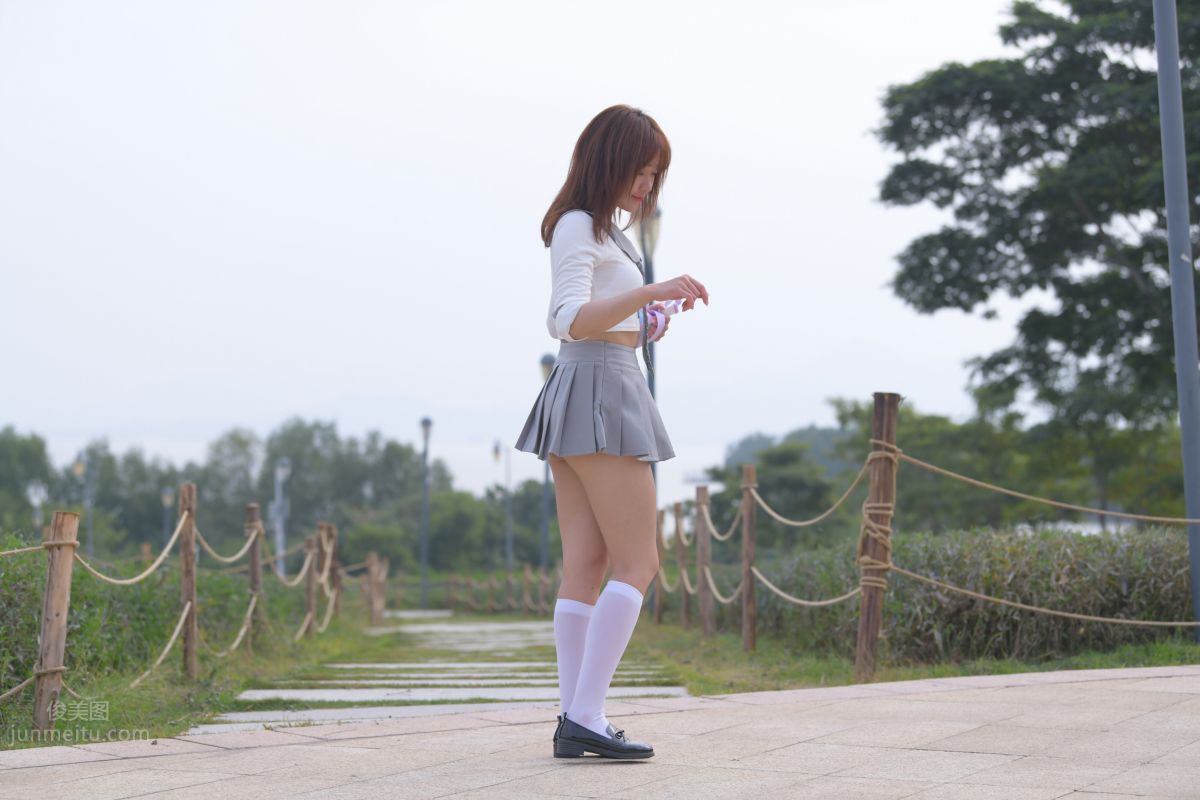 [Mojing Street] 095 Sexy and Moving Beauty in a Small Pleated Skirt photo 301