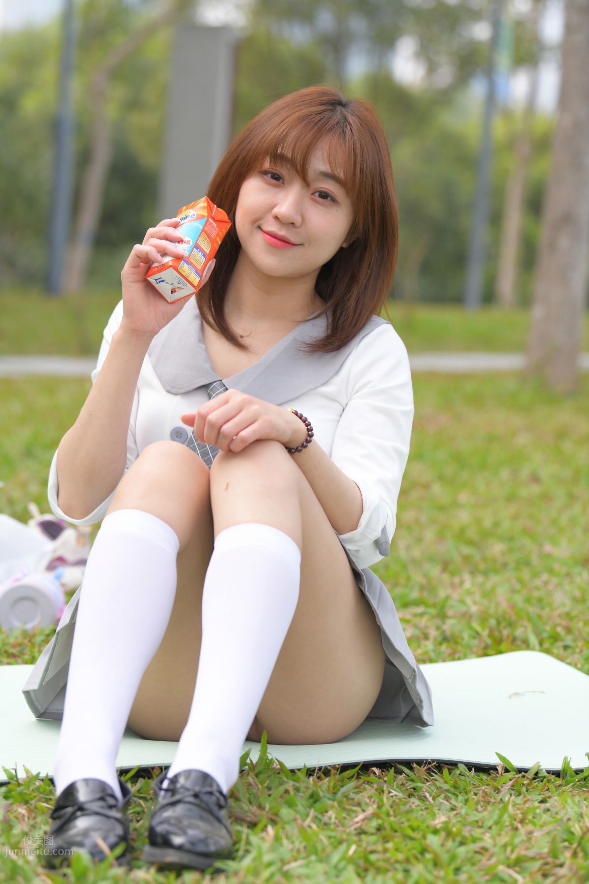 [Mojing Street] 095 Sexy and Moving Beauty in a Small Pleated Skirt photo 303