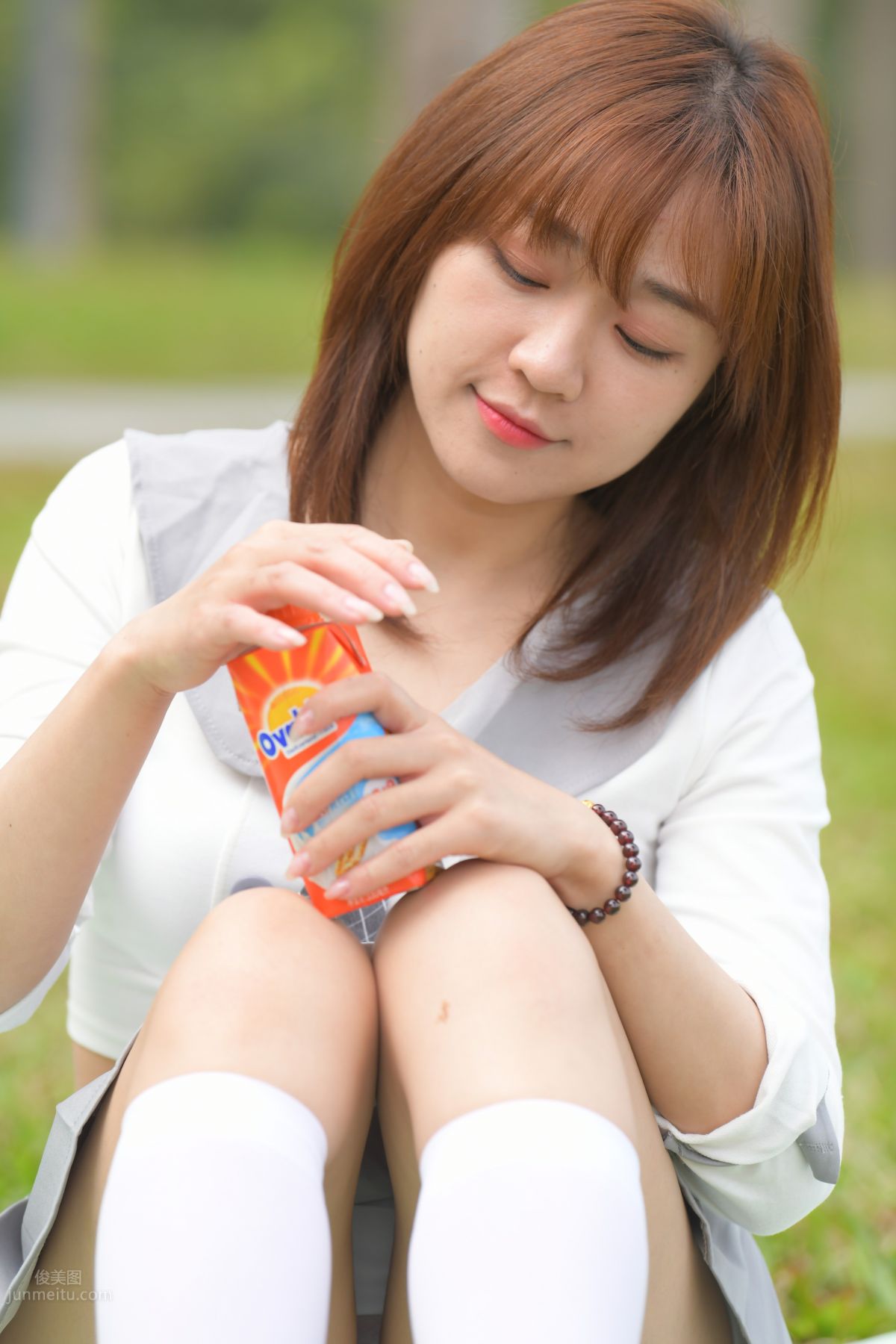 [Mojing Street] 095 Sexy and Moving Beauty in a Small Pleated Skirt photo 304