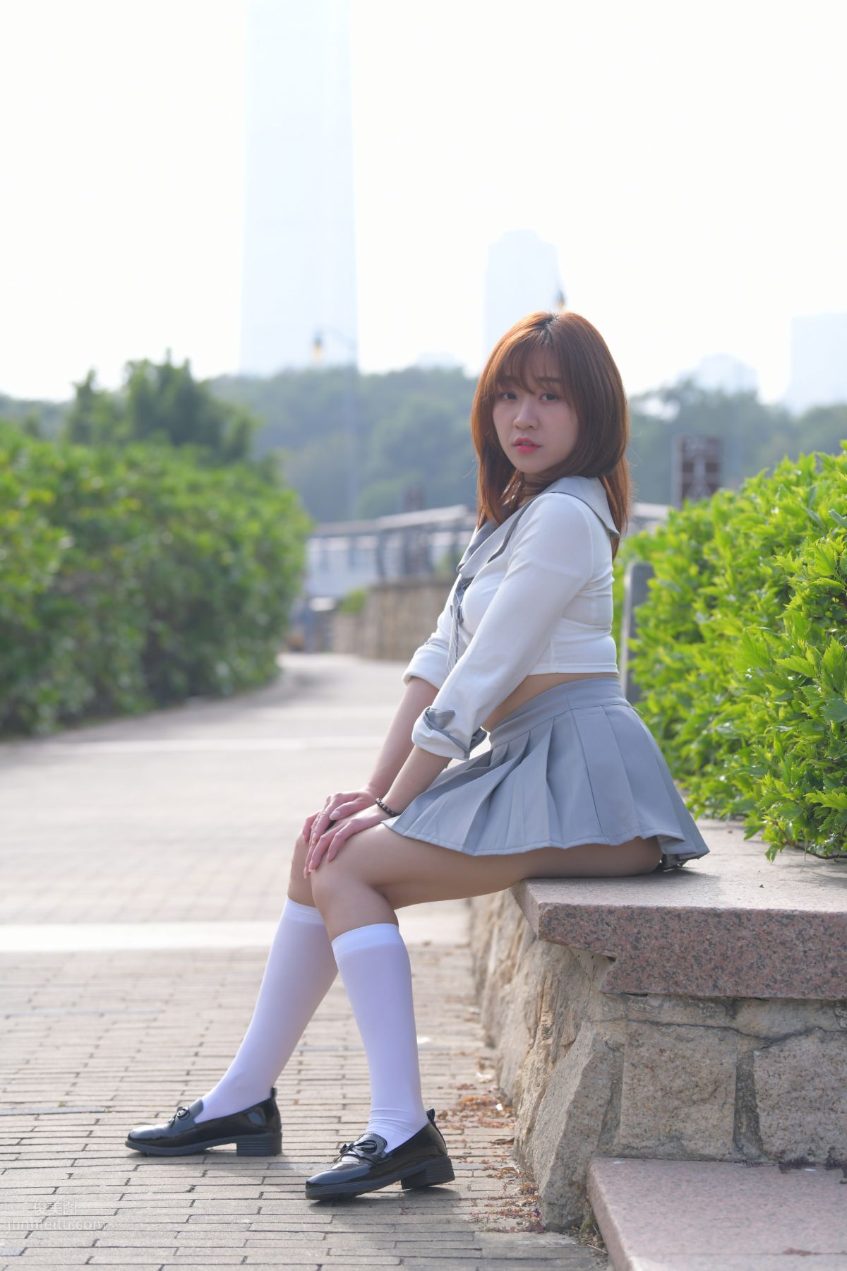 [Mojing Street] 095 Sexy and Moving Beauty in a Small Pleated Skirt photo 358