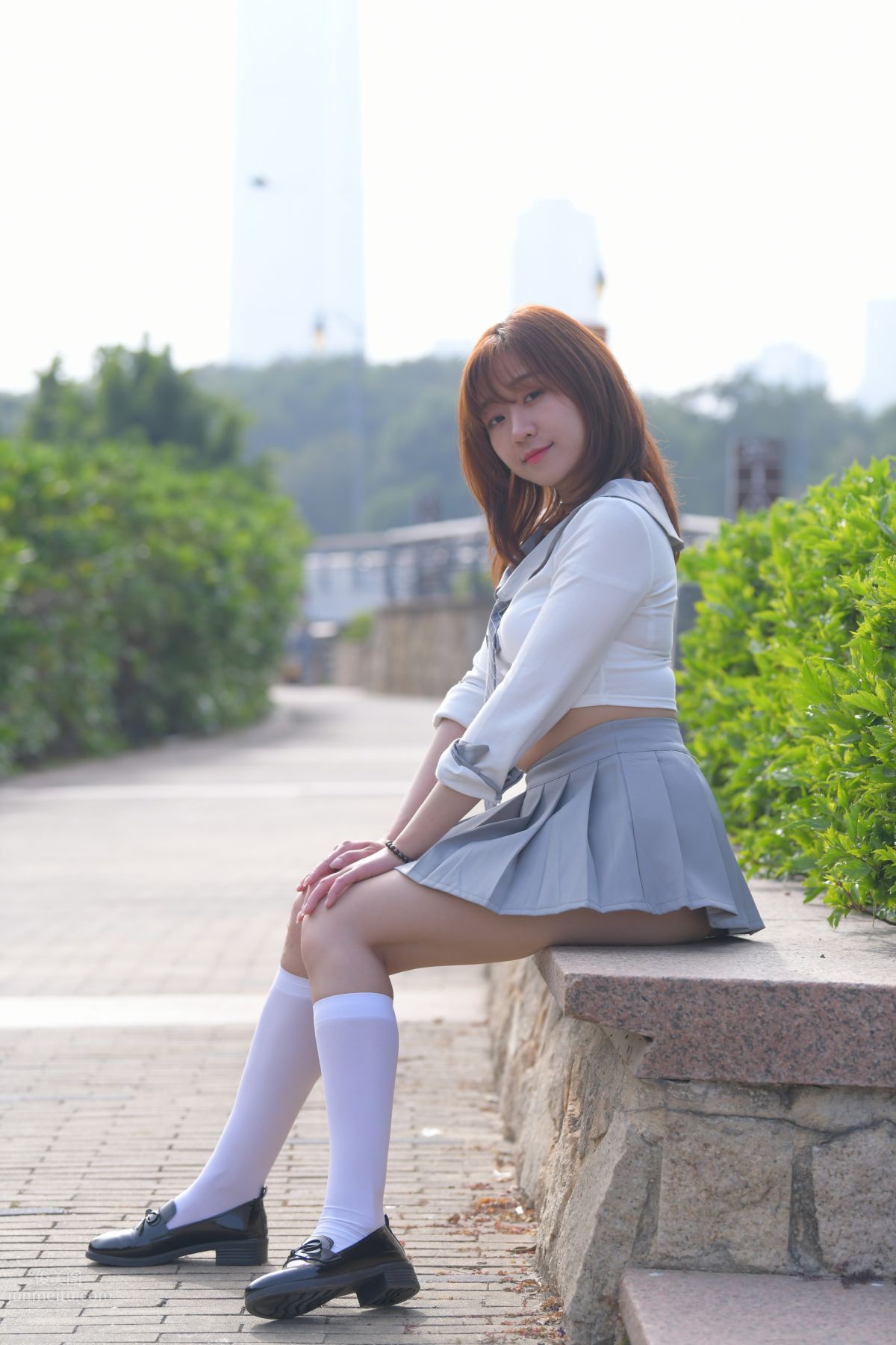 [Mojing Street] 095 Sexy and Moving Beauty in a Small Pleated Skirt photo 359