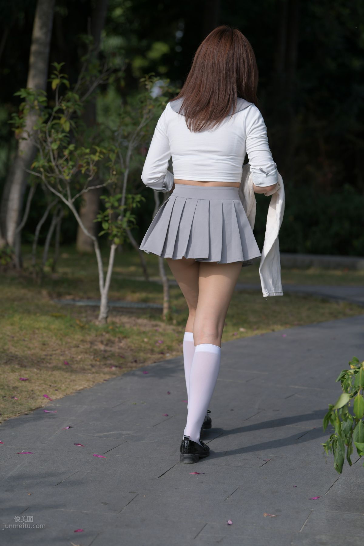 [Mojing Street] 095 Sexy and Moving Beauty in a Small Pleated Skirt photo 387