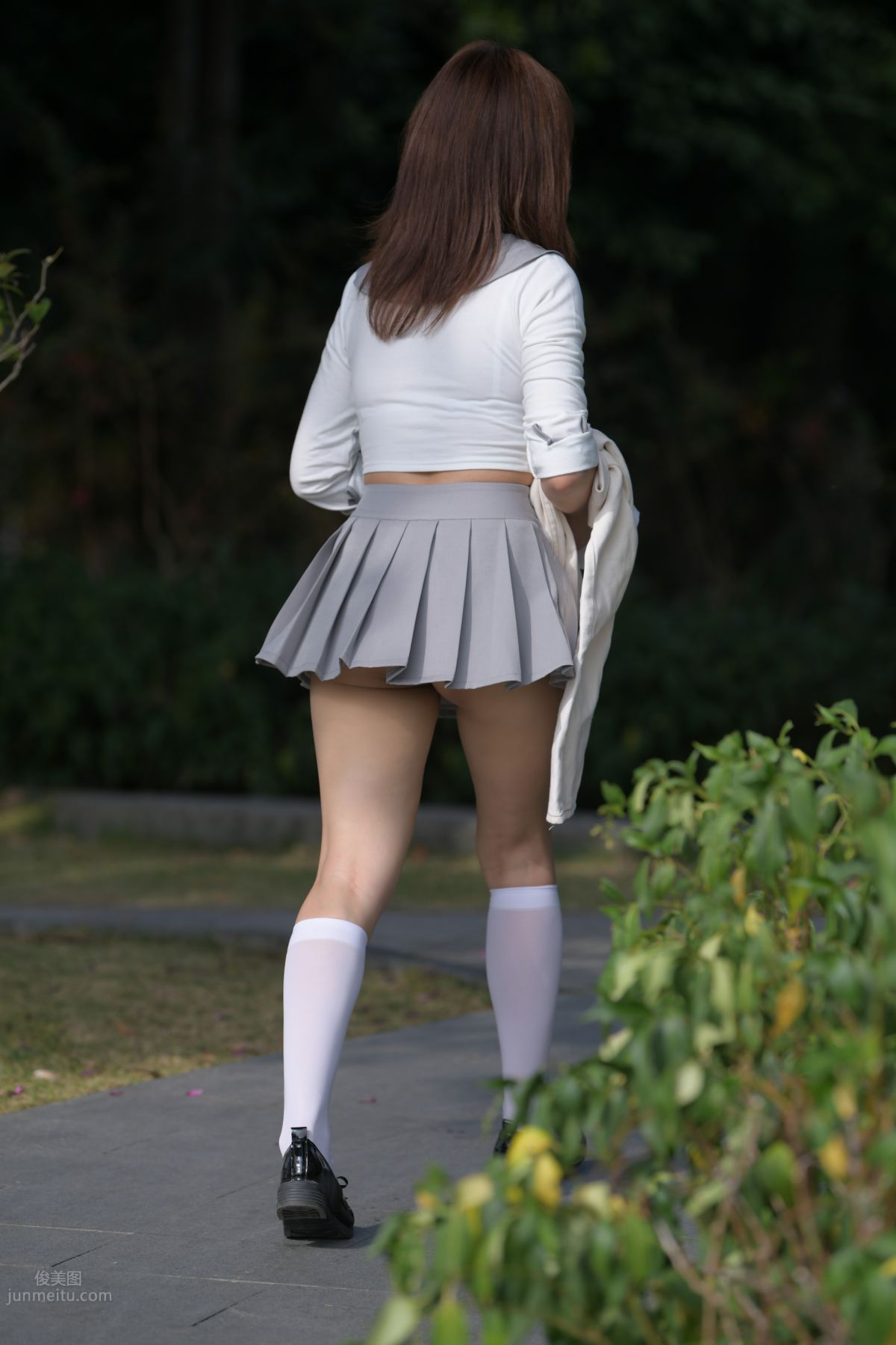 [Mojing Street] 095 Sexy and Moving Beauty in a Small Pleated Skirt photo 391