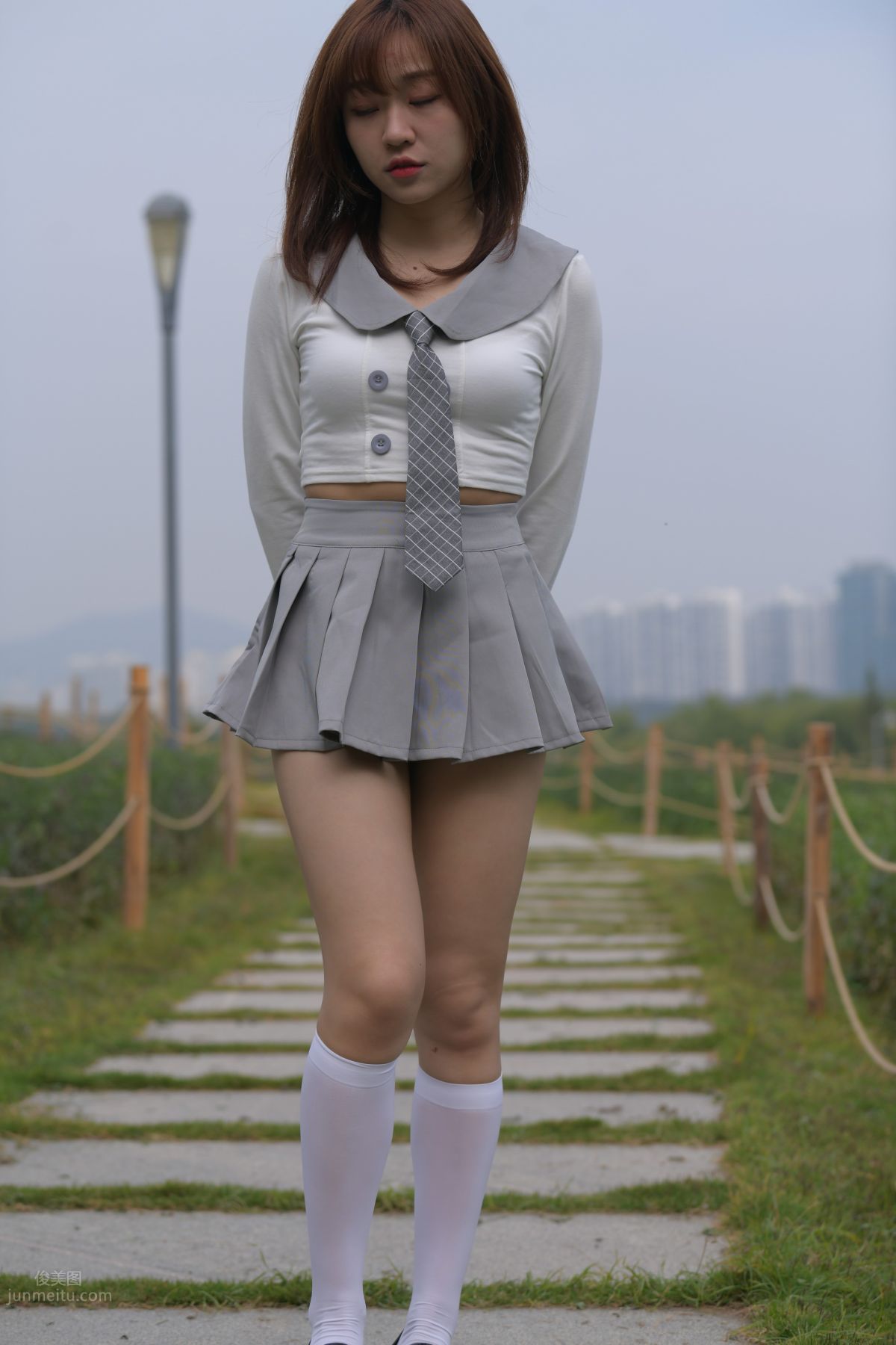 [Mojing Street] 095 Sexy and Moving Beauty in a Small Pleated Skirt photo 413