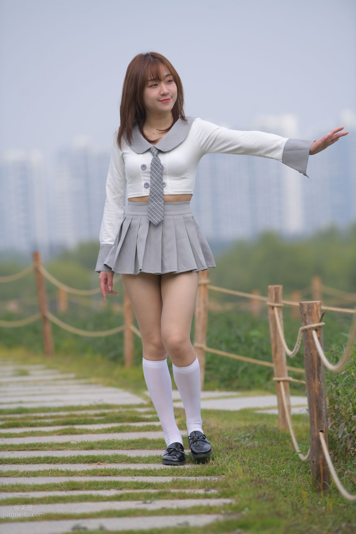 [Mojing Street] 095 Sexy and Moving Beauty in a Small Pleated Skirt photo 482