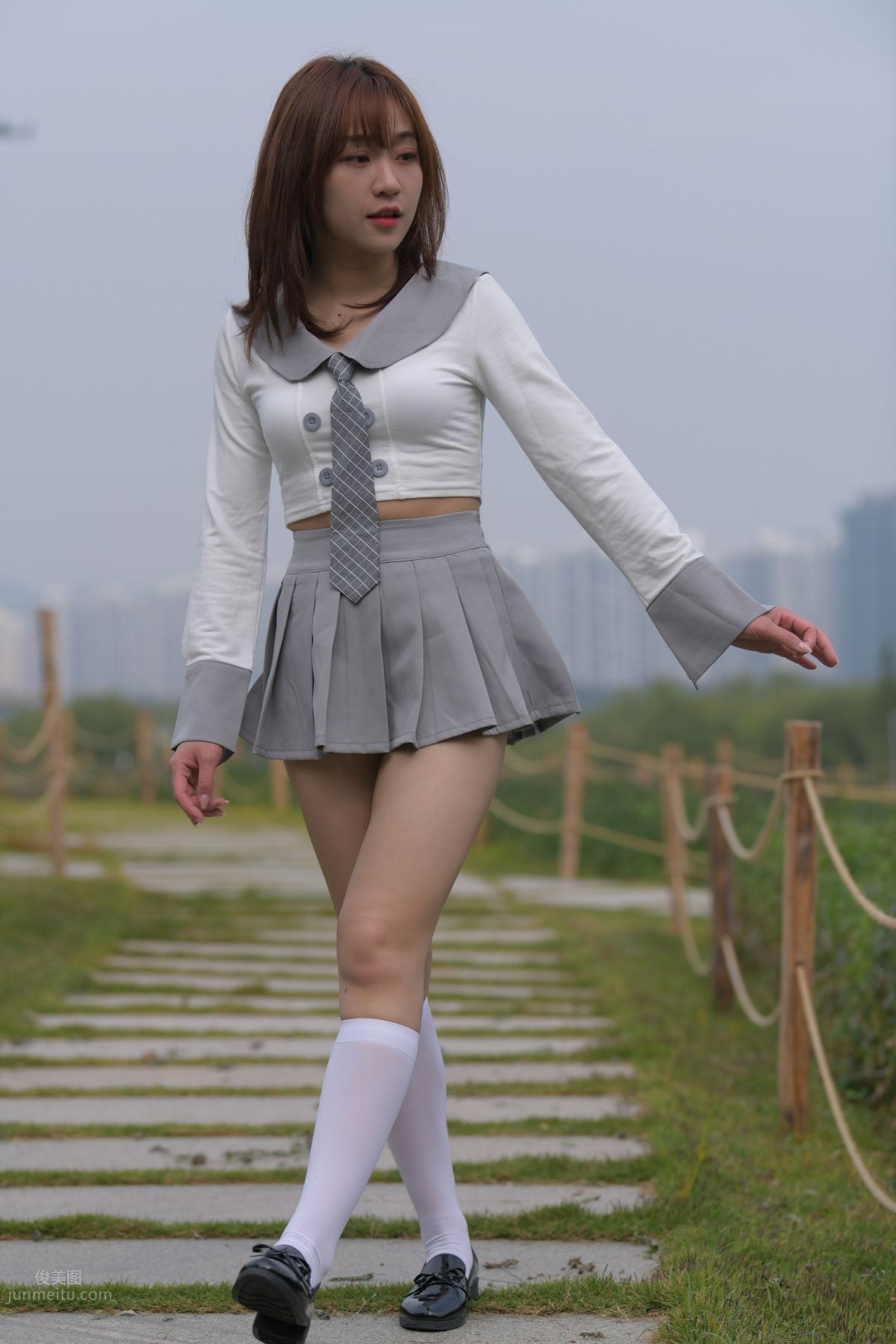 [Mojing Street] 095 Sexy and Moving Beauty in a Small Pleated Skirt photo 506