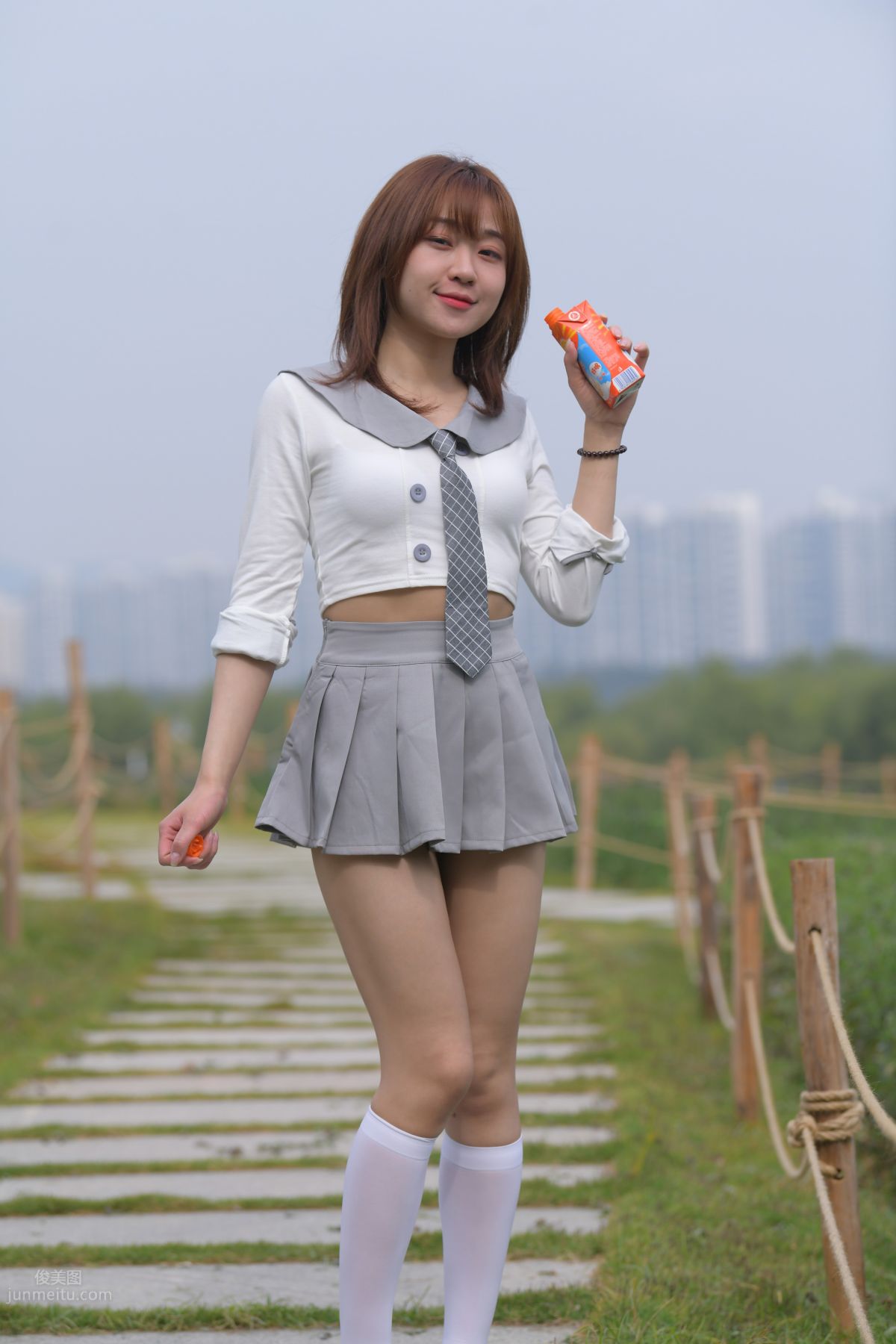 [Mojing Street] 095 Sexy and Moving Beauty in a Small Pleated Skirt photo 532