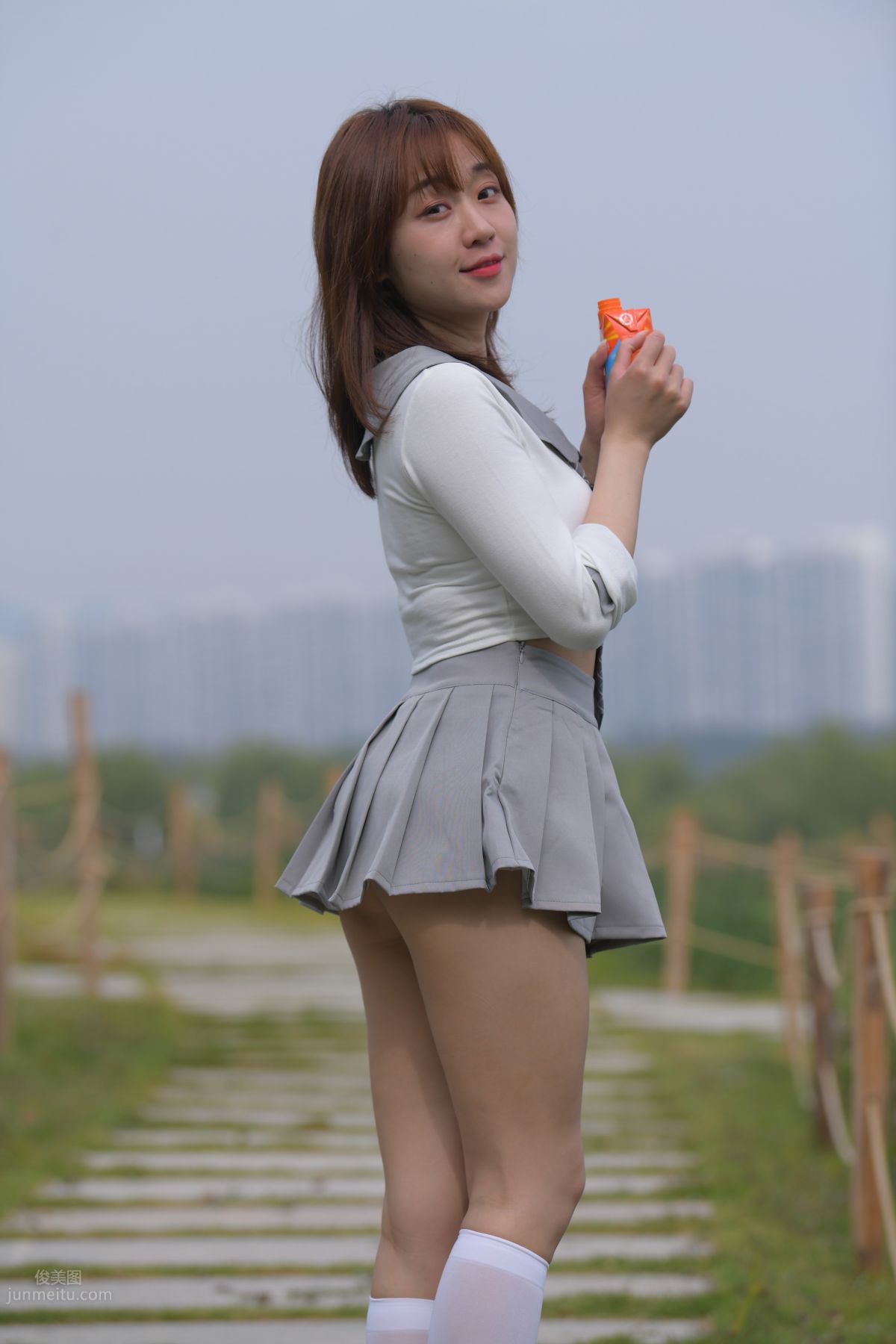 [Mojing Street] 095 Sexy and Moving Beauty in a Small Pleated Skirt photo 547
