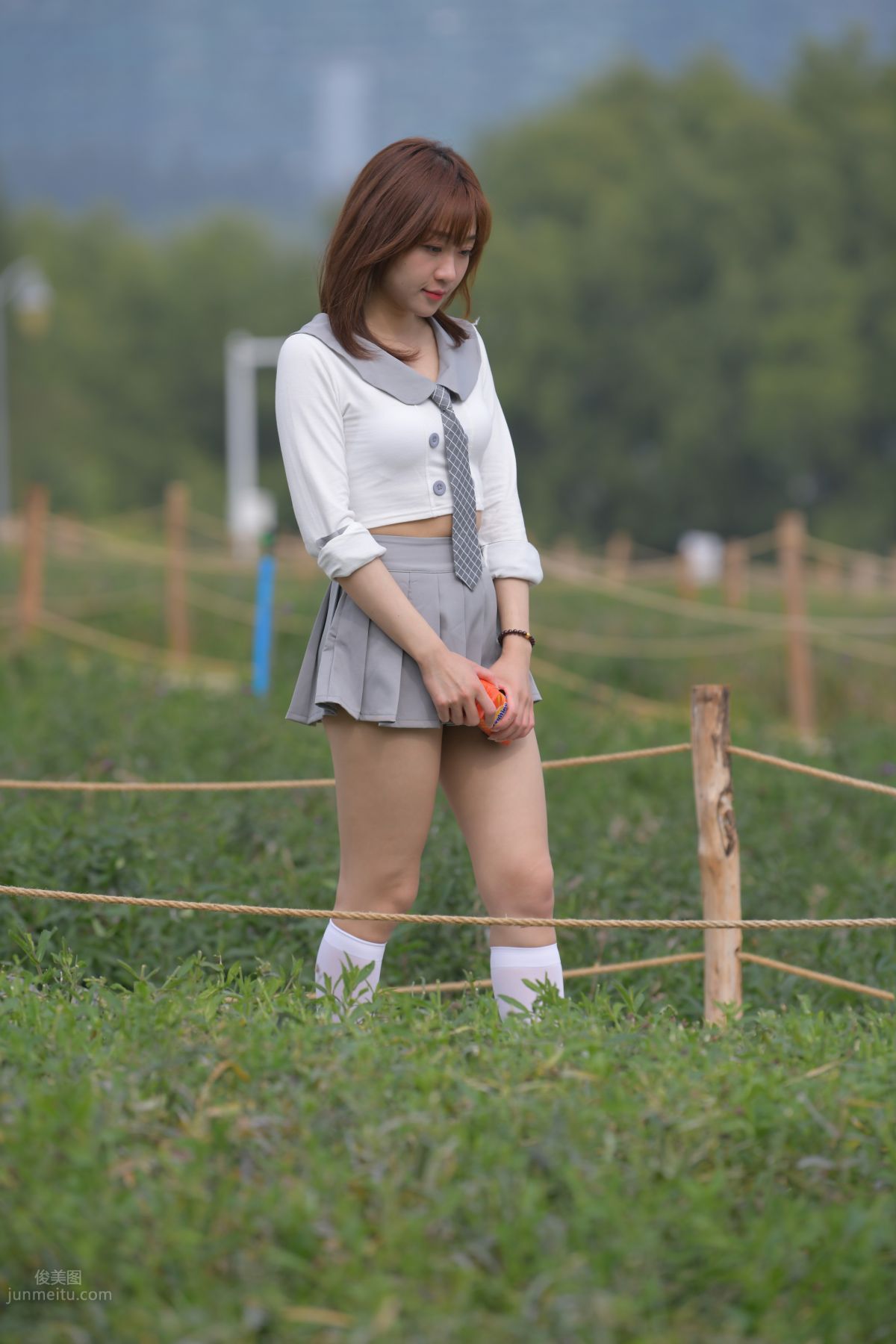 [Mojing Street] 095 Sexy and Moving Beauty in a Small Pleated Skirt photo 557