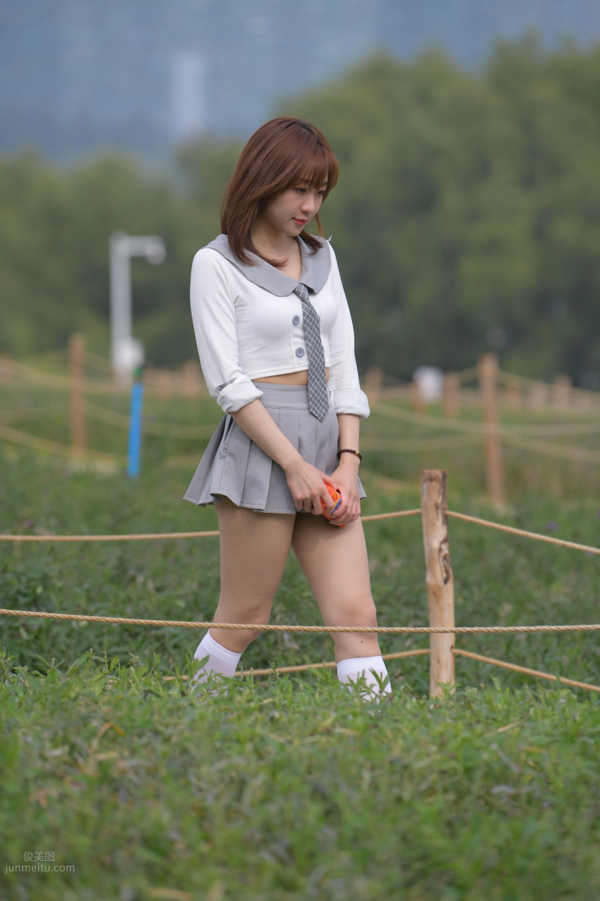 [Mojing Street] 095 Sexy and Moving Beauty in a Small Pleated Skirt photo 558