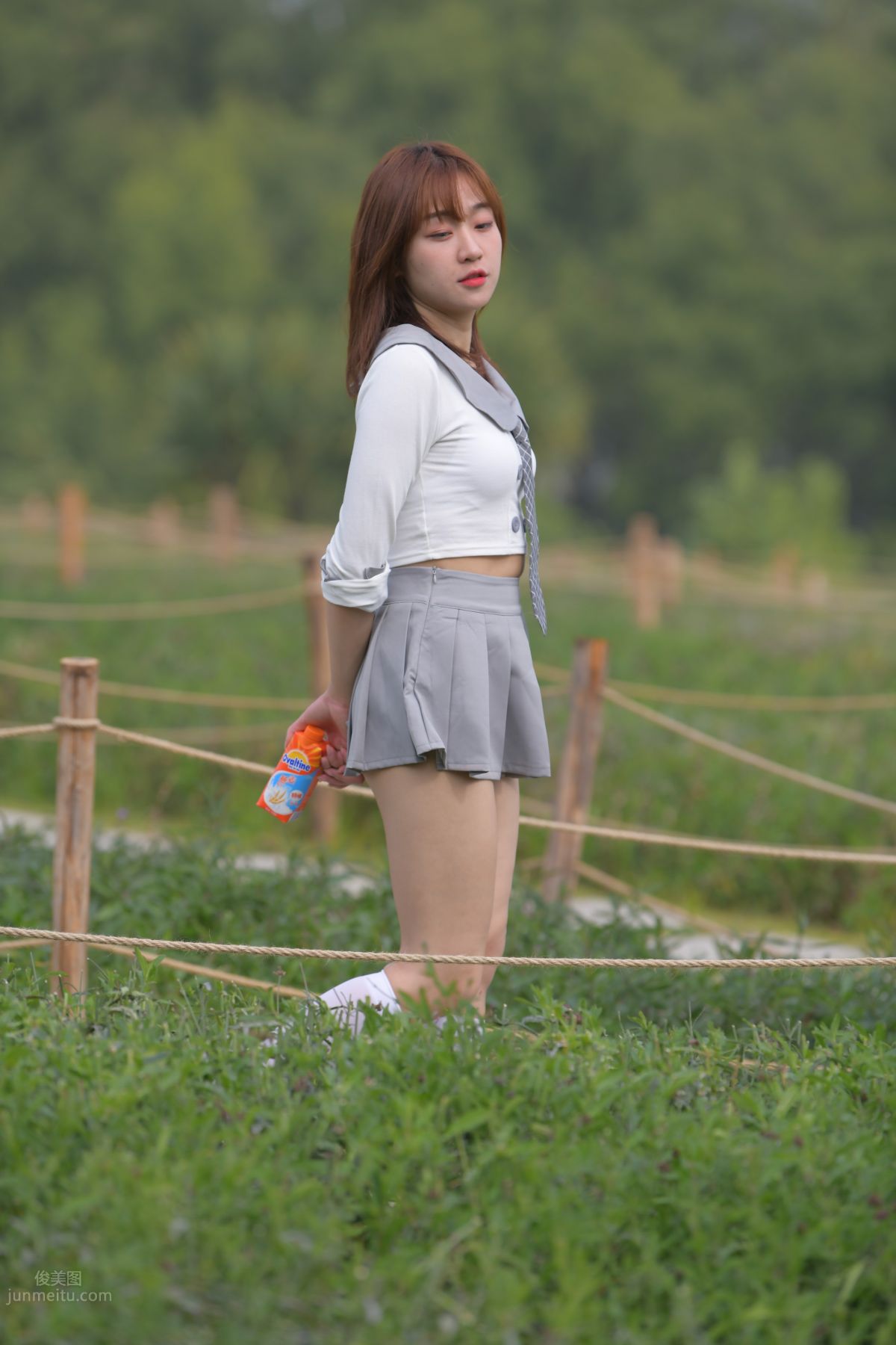 [Mojing Street] 095 Sexy and Moving Beauty in a Small Pleated Skirt photo 573