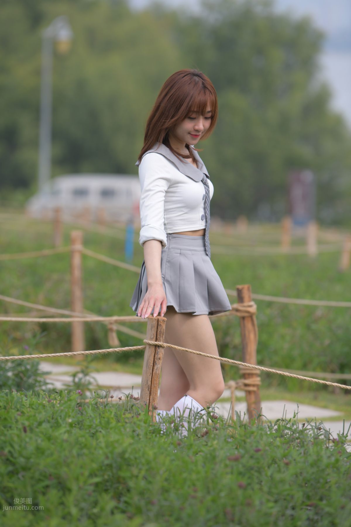 [Mojing Street] 095 Sexy and Moving Beauty in a Small Pleated Skirt photo 574