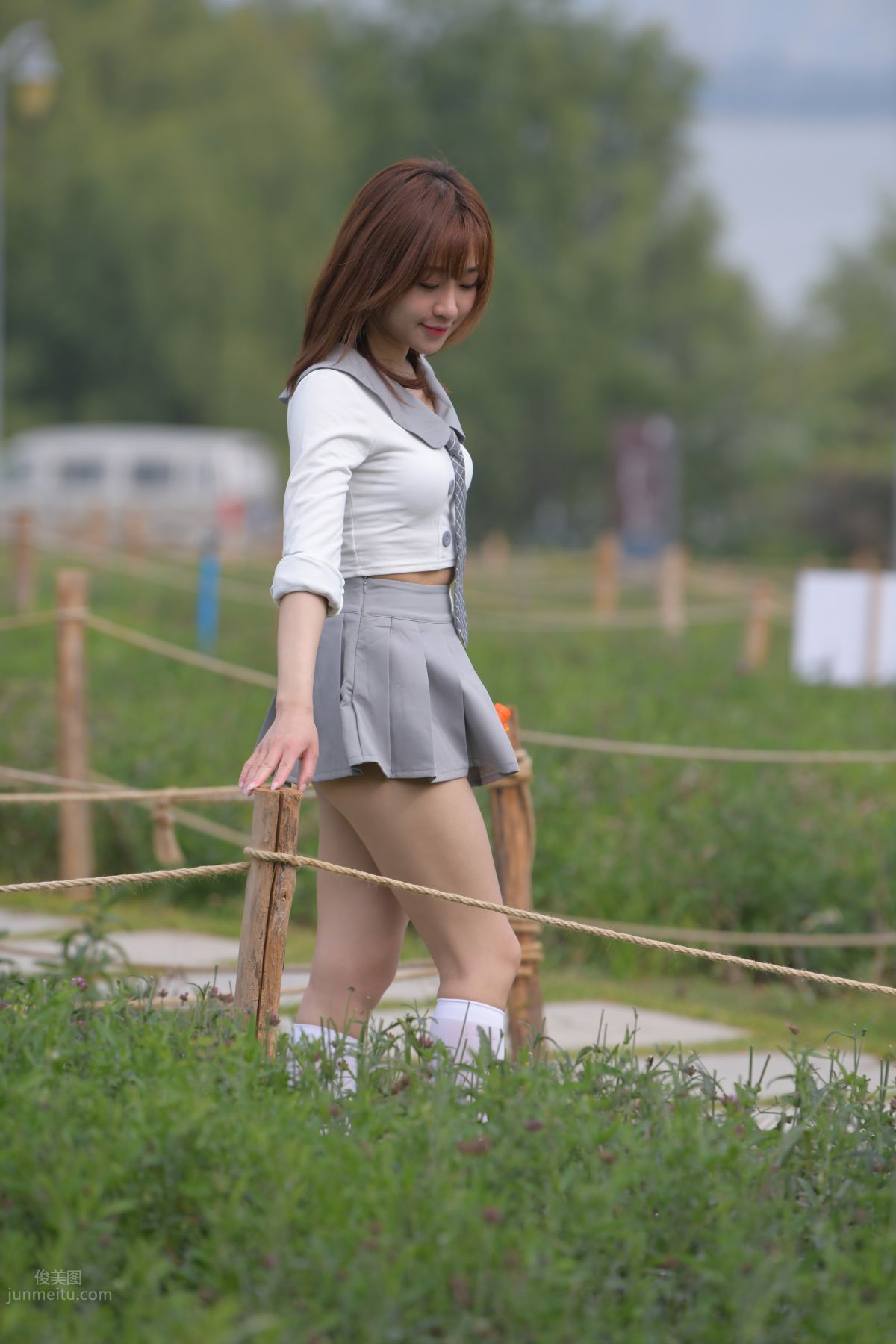 [Mojing Street] 095 Sexy and Moving Beauty in a Small Pleated Skirt photo 575