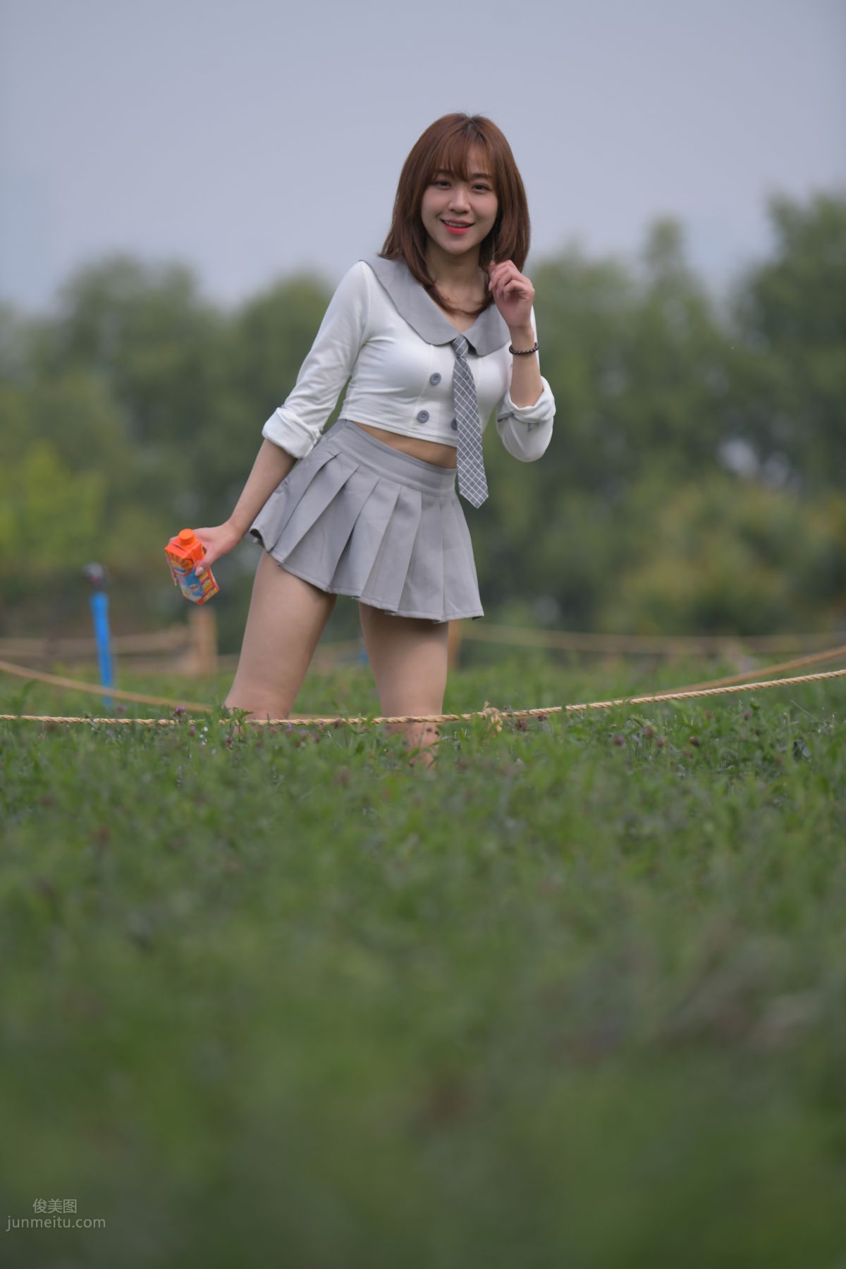 [Mojing Street] 095 Sexy and Moving Beauty in a Small Pleated Skirt photo 593