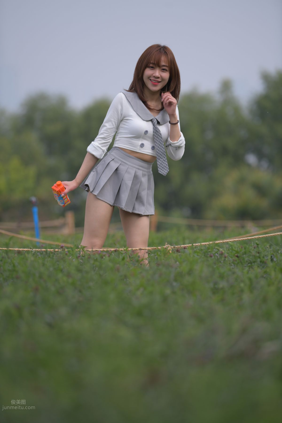 [Mojing Street] 095 Sexy and Moving Beauty in a Small Pleated Skirt photo 594