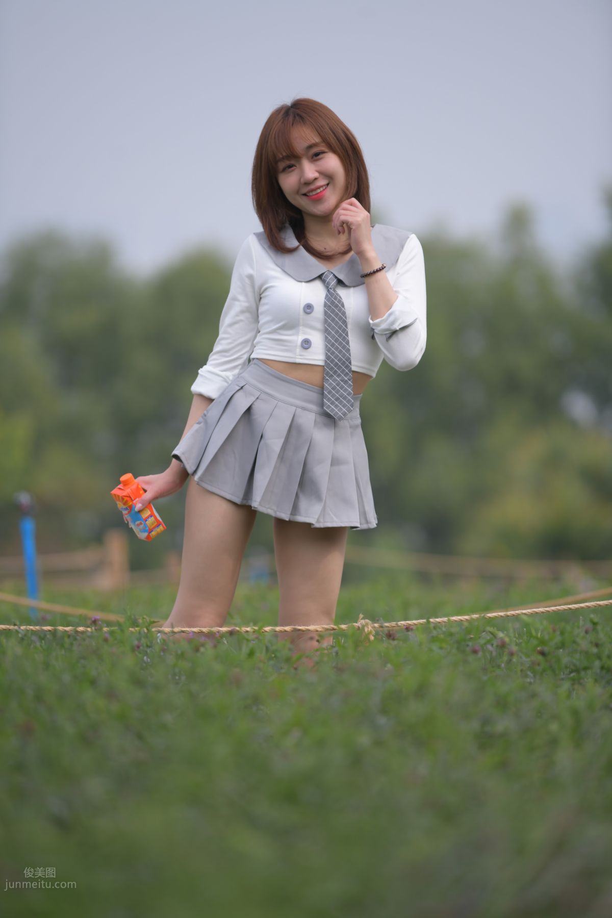 [Mojing Street] 095 Sexy and Moving Beauty in a Small Pleated Skirt photo 595