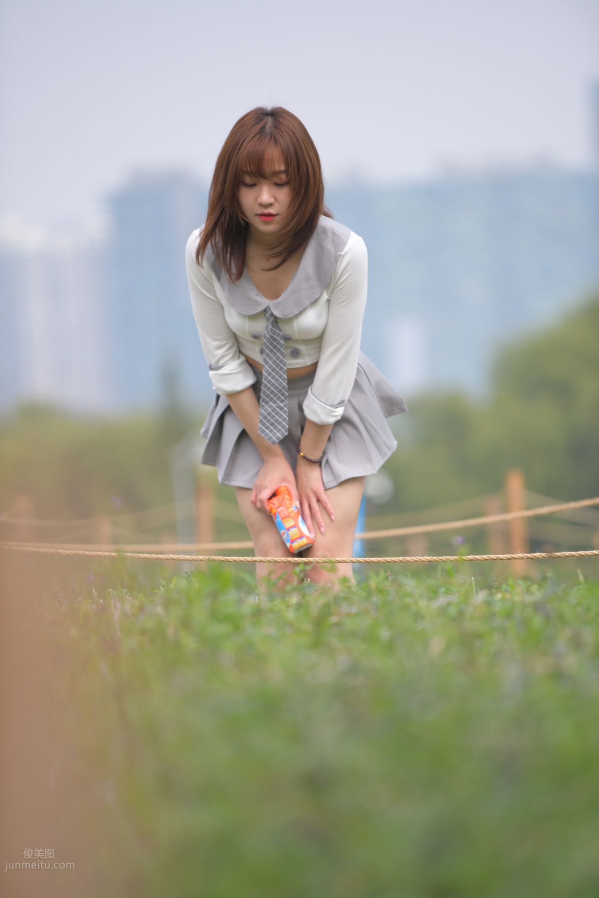 [Mojing Street] 095 Sexy and Moving Beauty in a Small Pleated Skirt photo 610