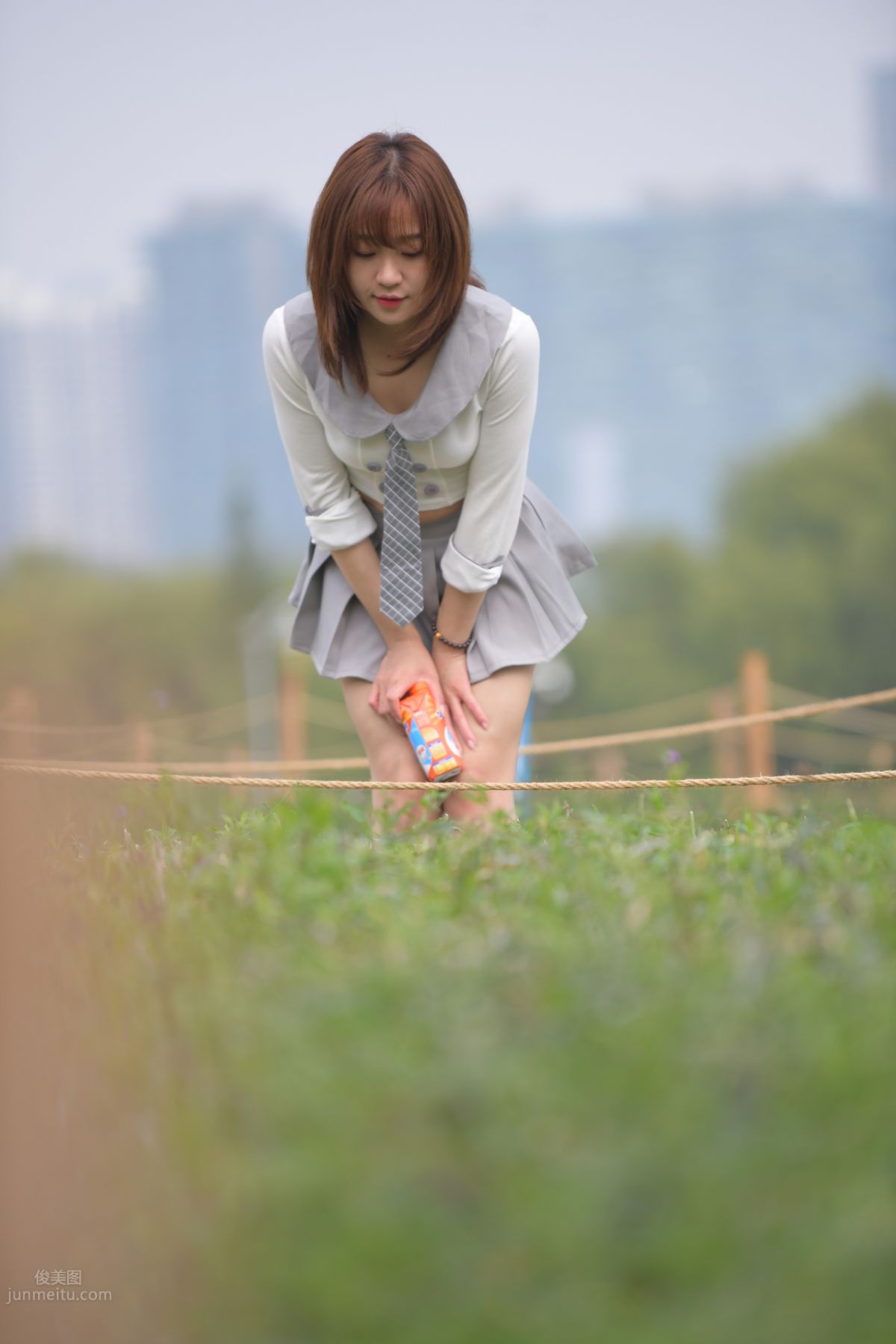 [Mojing Street] 095 Sexy and Moving Beauty in a Small Pleated Skirt photo 611