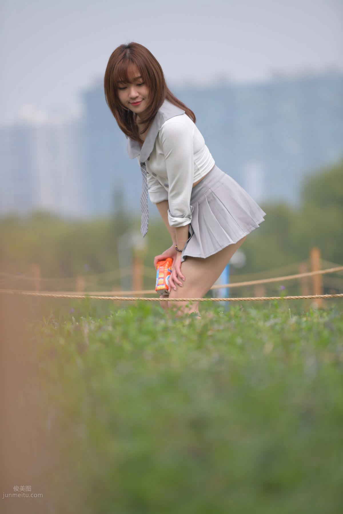 [Mojing Street] 095 Sexy and Moving Beauty in a Small Pleated Skirt photo 613