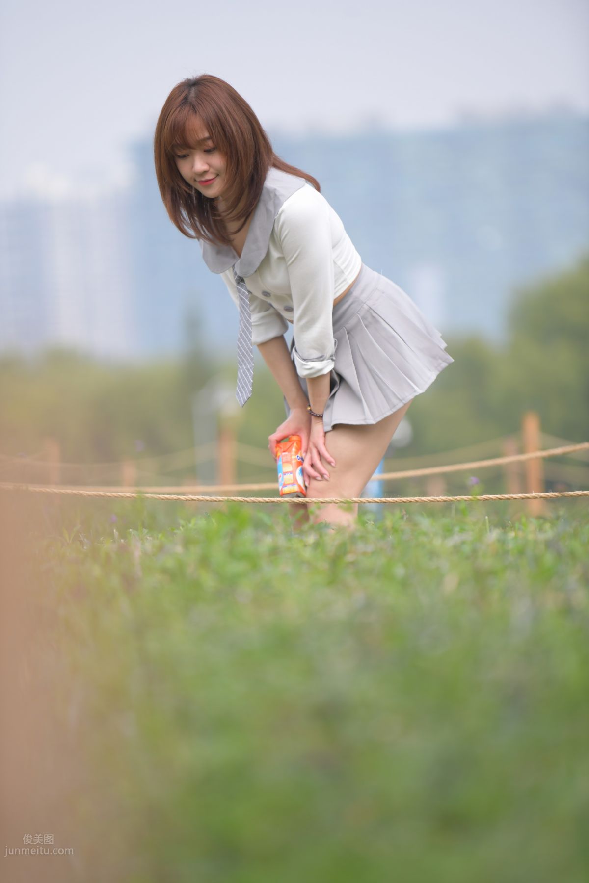 [Mojing Street] 095 Sexy and Moving Beauty in a Small Pleated Skirt photo 614