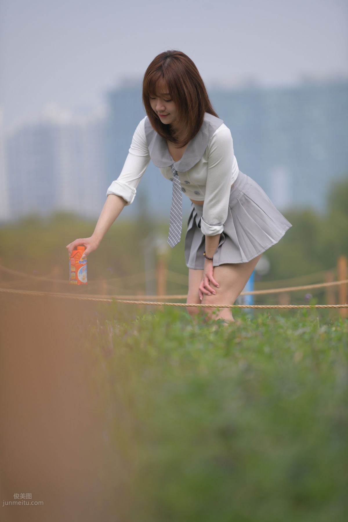 [Mojing Street] 095 Sexy and Moving Beauty in a Small Pleated Skirt photo 618