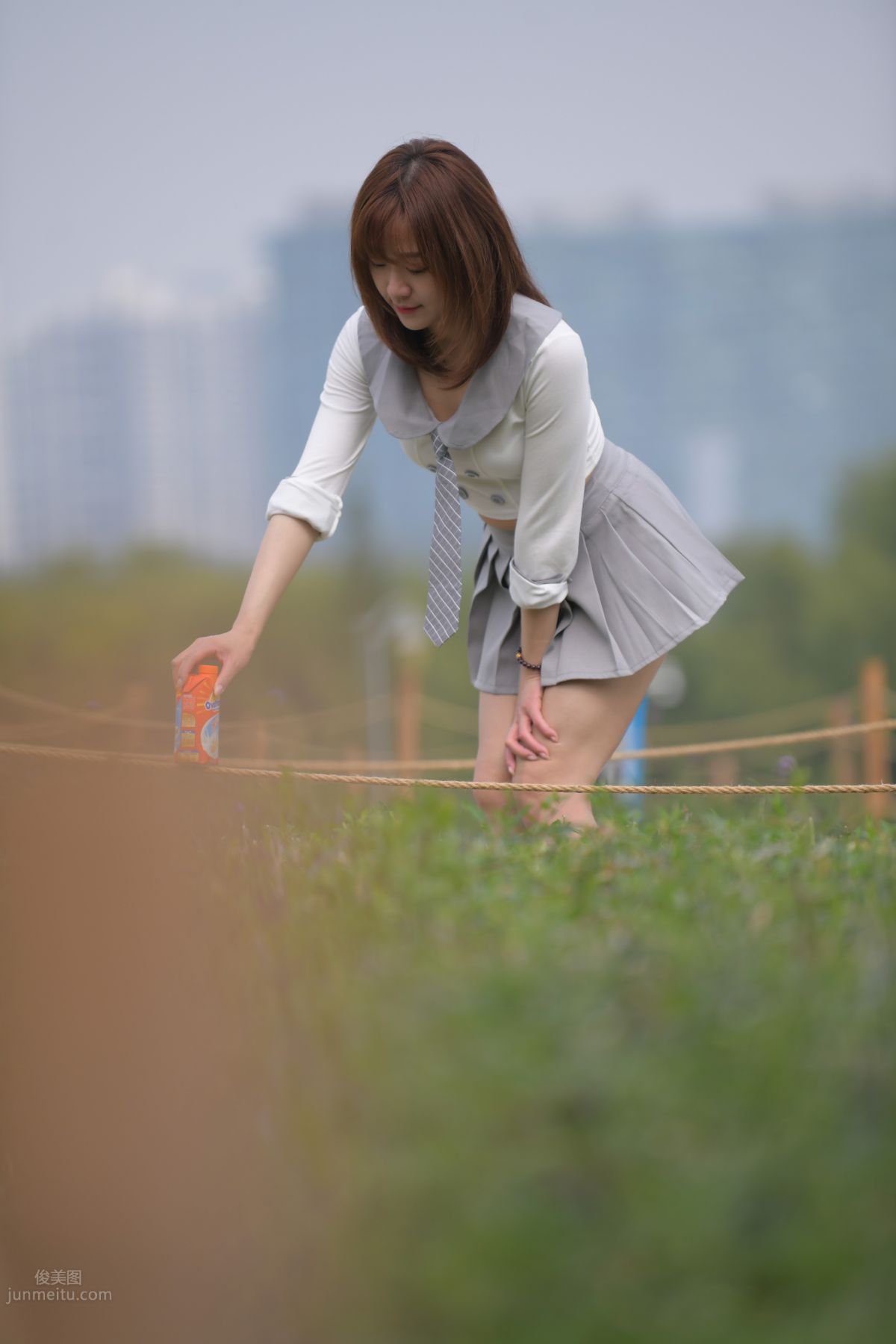 [Mojing Street] 095 Sexy and Moving Beauty in a Small Pleated Skirt photo 619