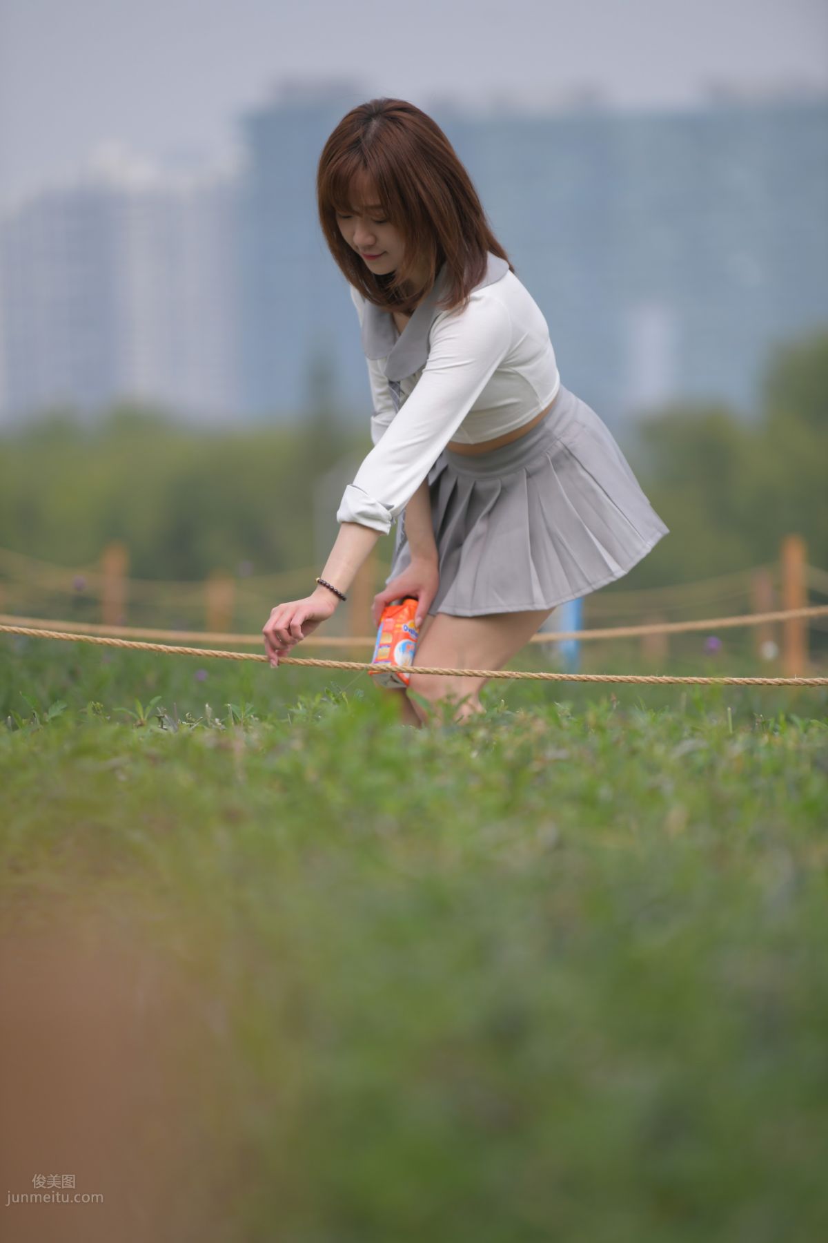 [Mojing Street] 095 Sexy and Moving Beauty in a Small Pleated Skirt photo 624