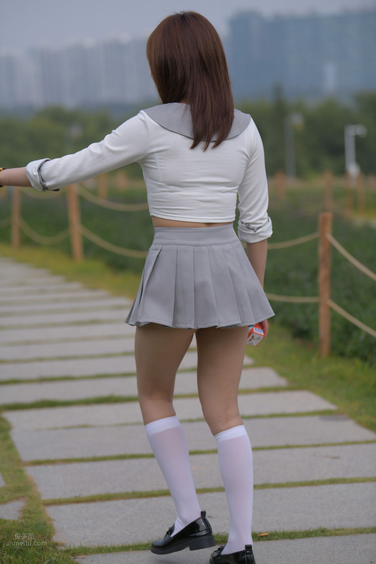 [Mojing Street] 095 Sexy and Moving Beauty in a Small Pleated Skirt photo 628