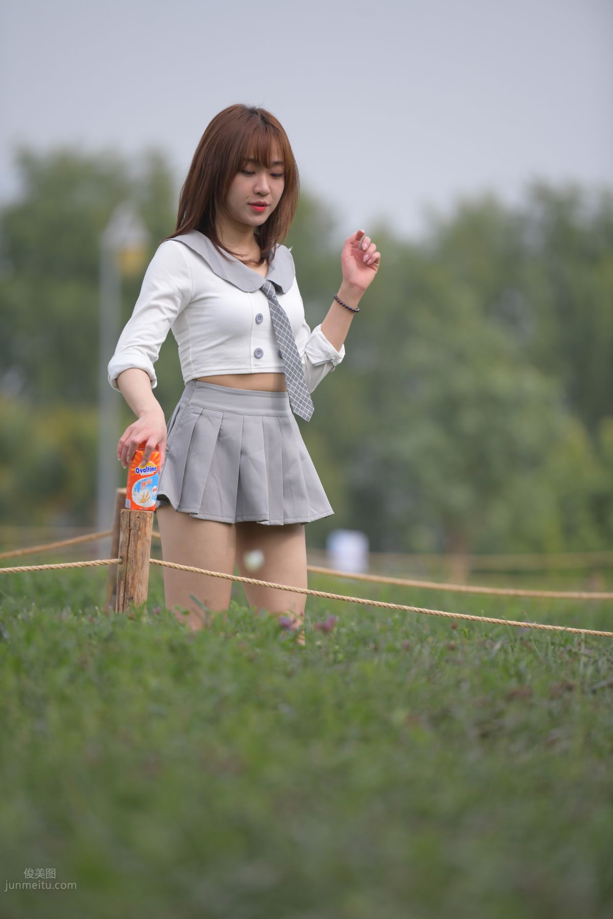 [Mojing Street] 095 Sexy and Moving Beauty in a Small Pleated Skirt photo 641