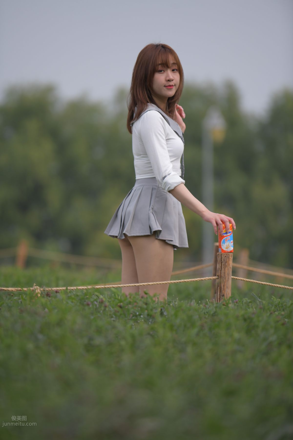 [Mojing Street] 095 Sexy and Moving Beauty in a Small Pleated Skirt photo 643