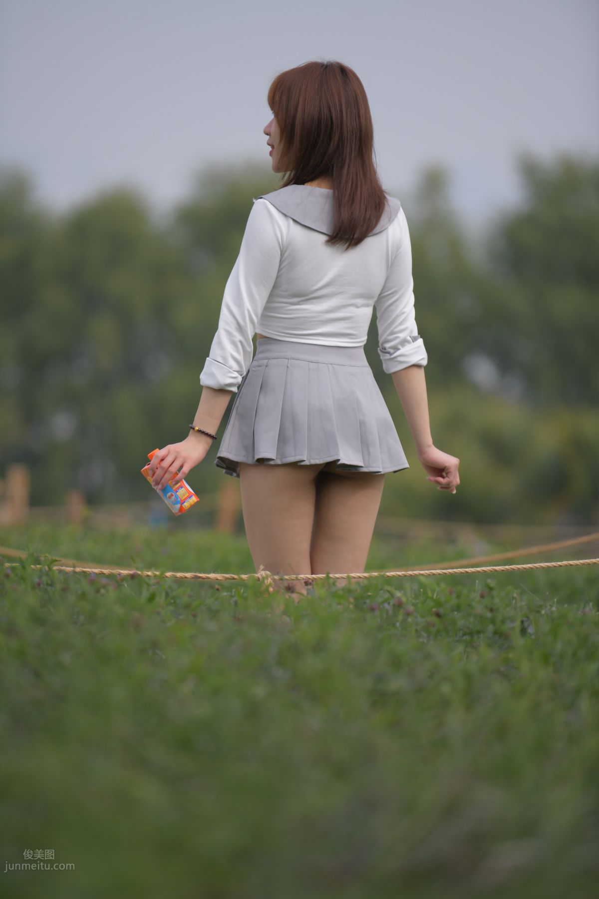 [Mojing Street] 095 Sexy and Moving Beauty in a Small Pleated Skirt photo 657