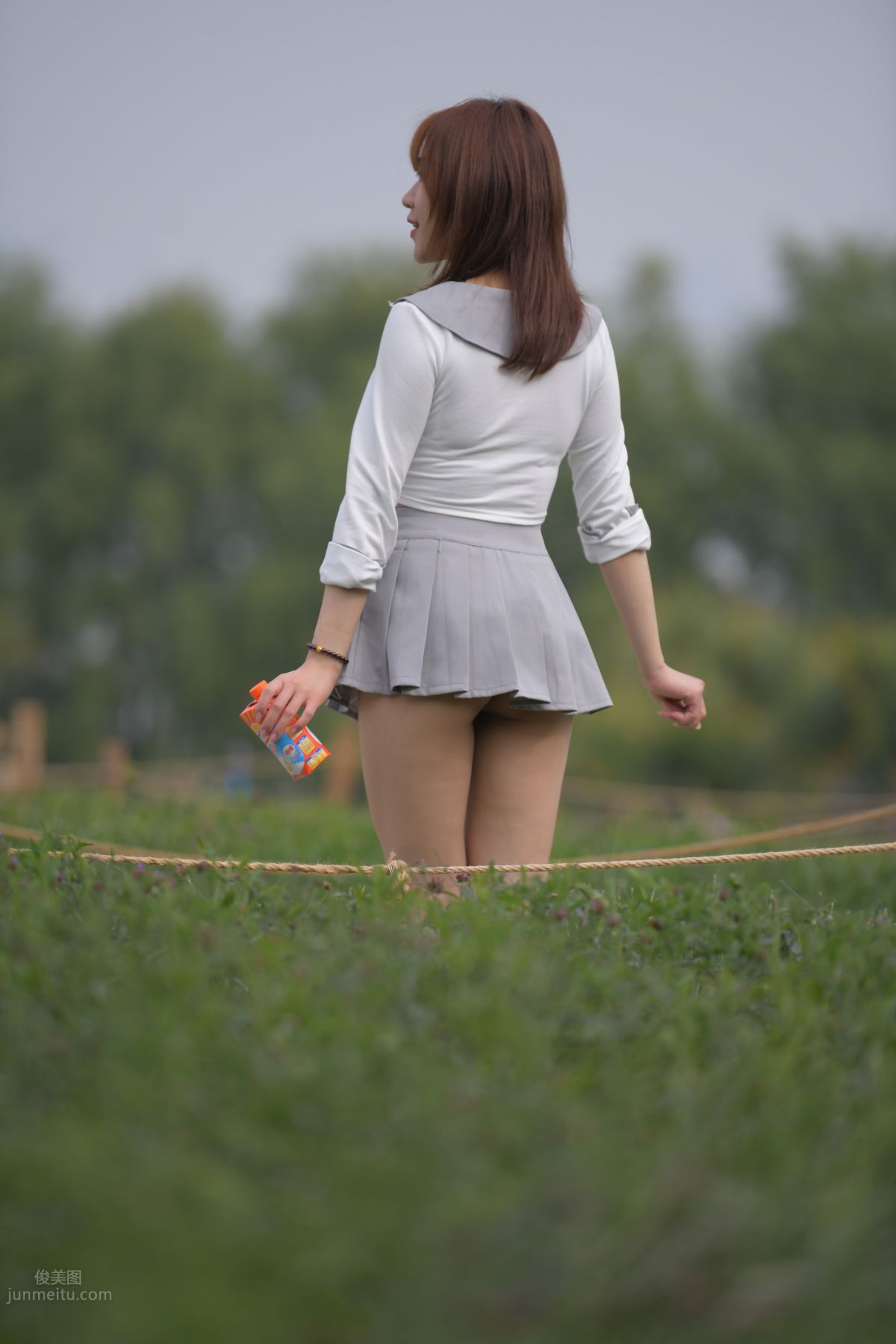 [Mojing Street] 095 Sexy and Moving Beauty in a Small Pleated Skirt photo 658